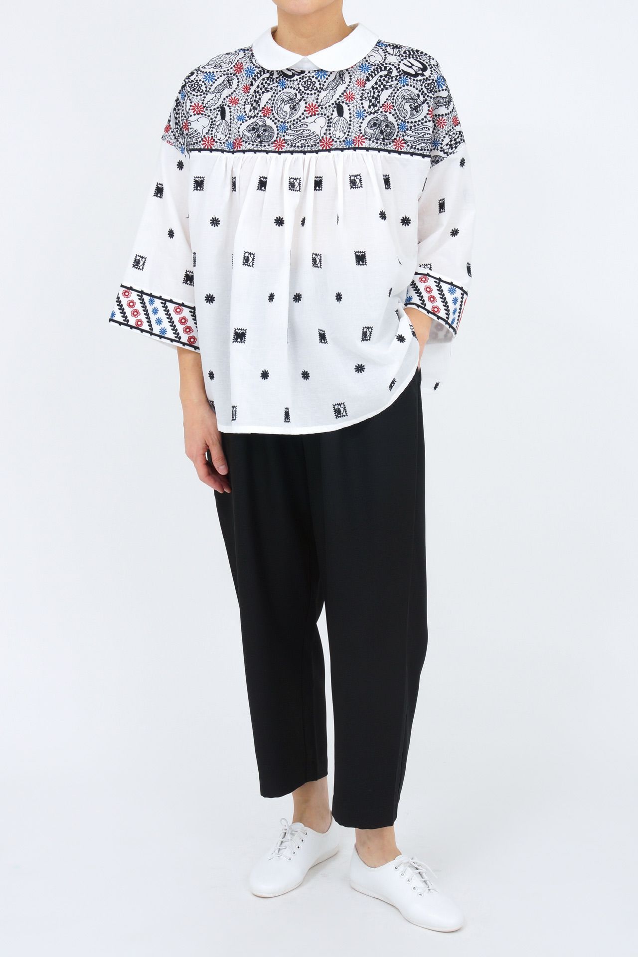 WHITE/model:161cm