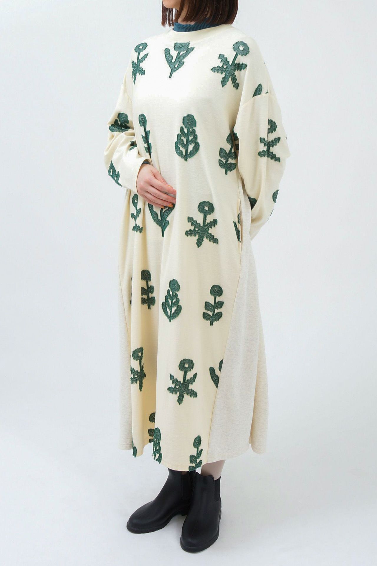 IVORY/model:162cm