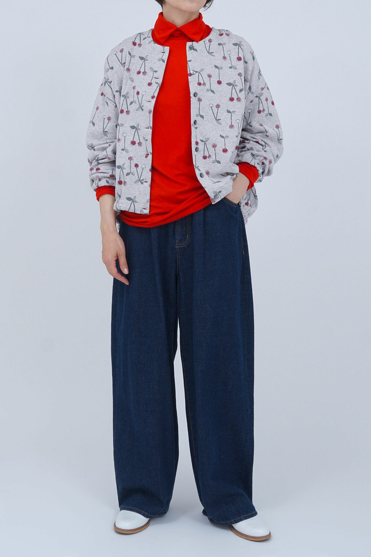 RED/model:161cm