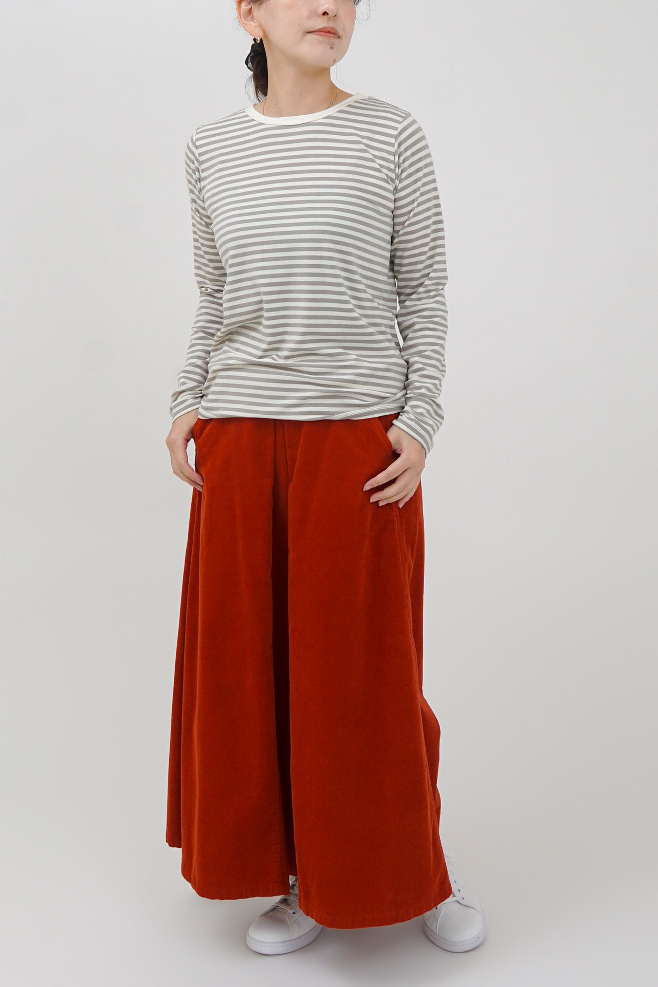 WHITE/model:158cm