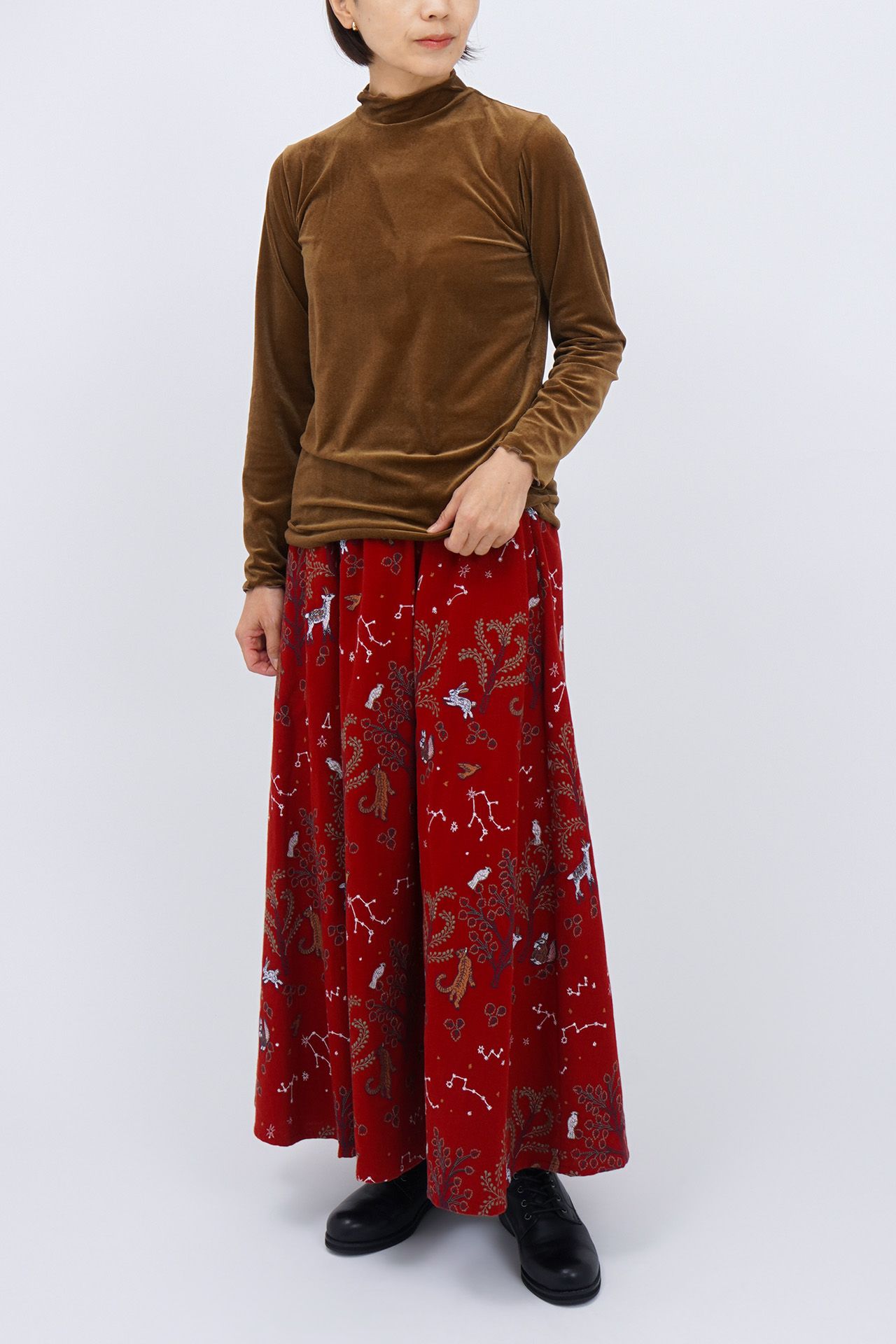 BROWN/model:161cm