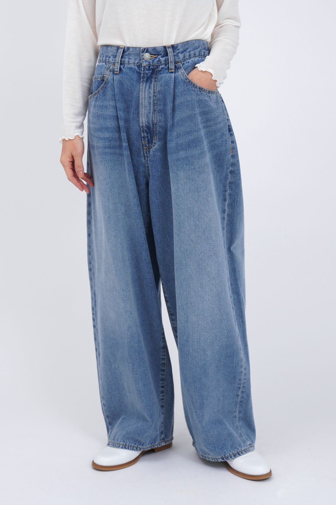 BLUE(Lサイズ着用)