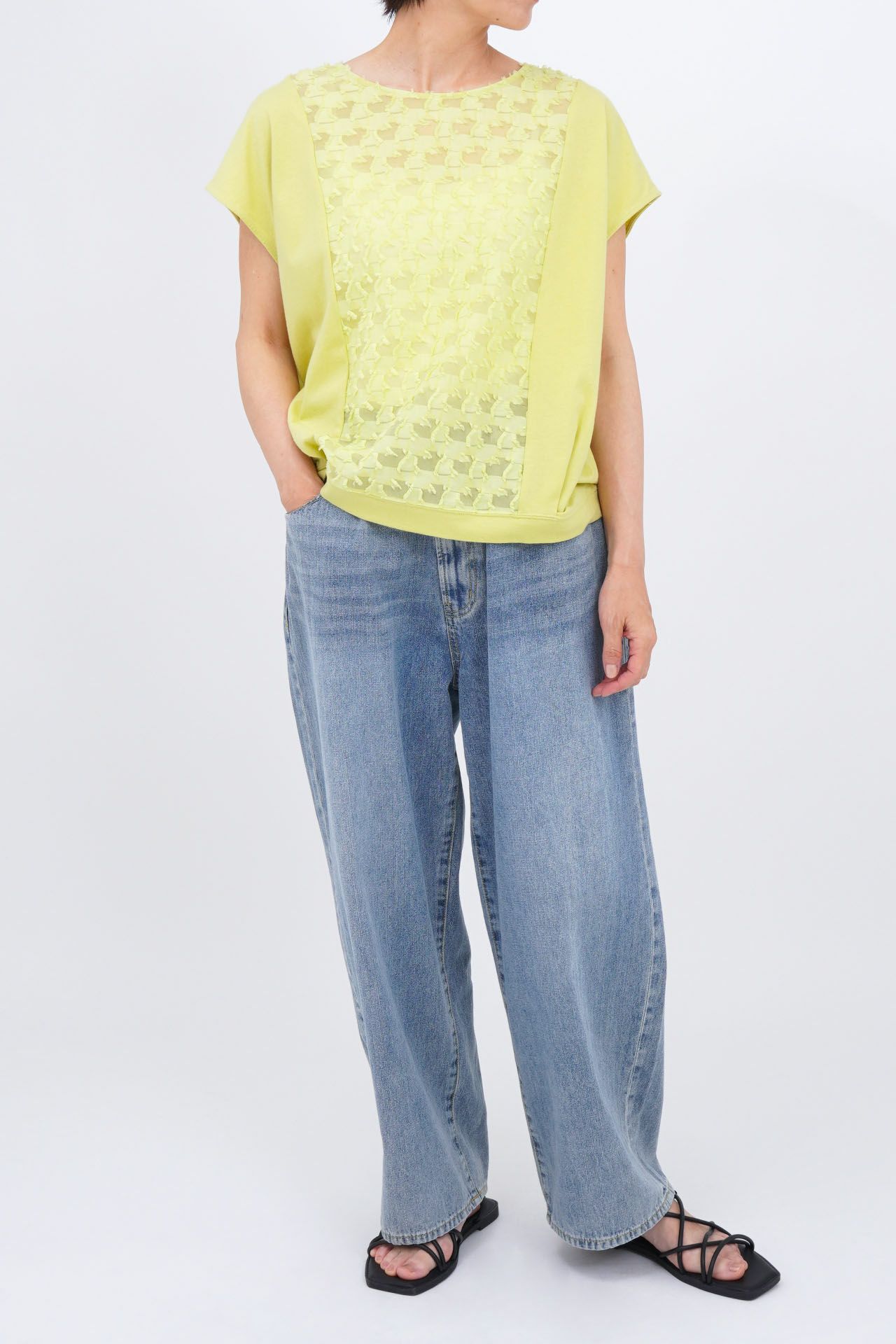 BLUE/model:161cm(Mサイズ着用)