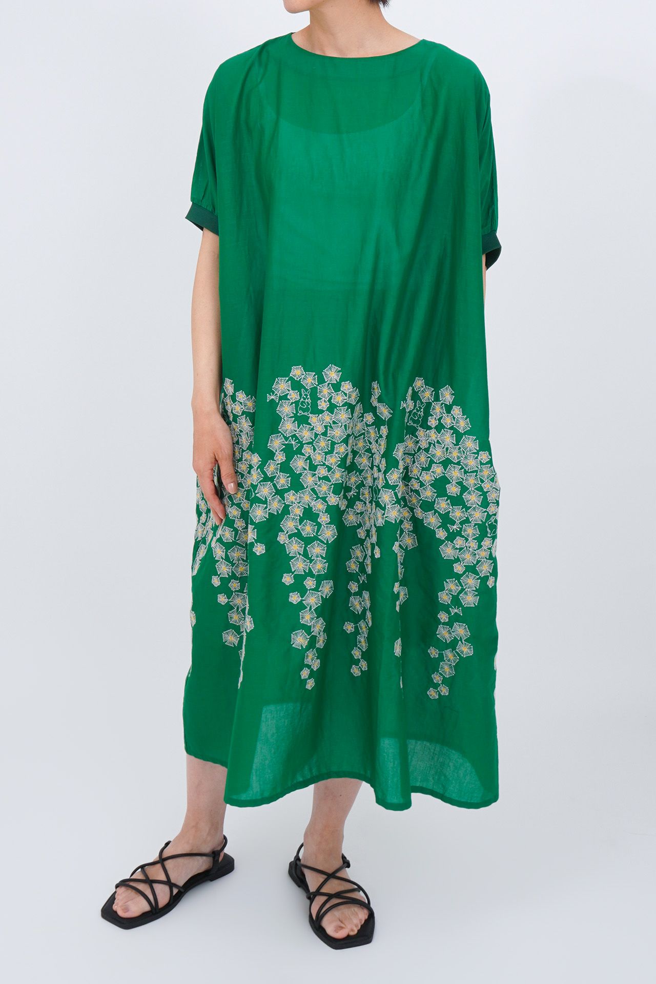 GREEN/model:161cm