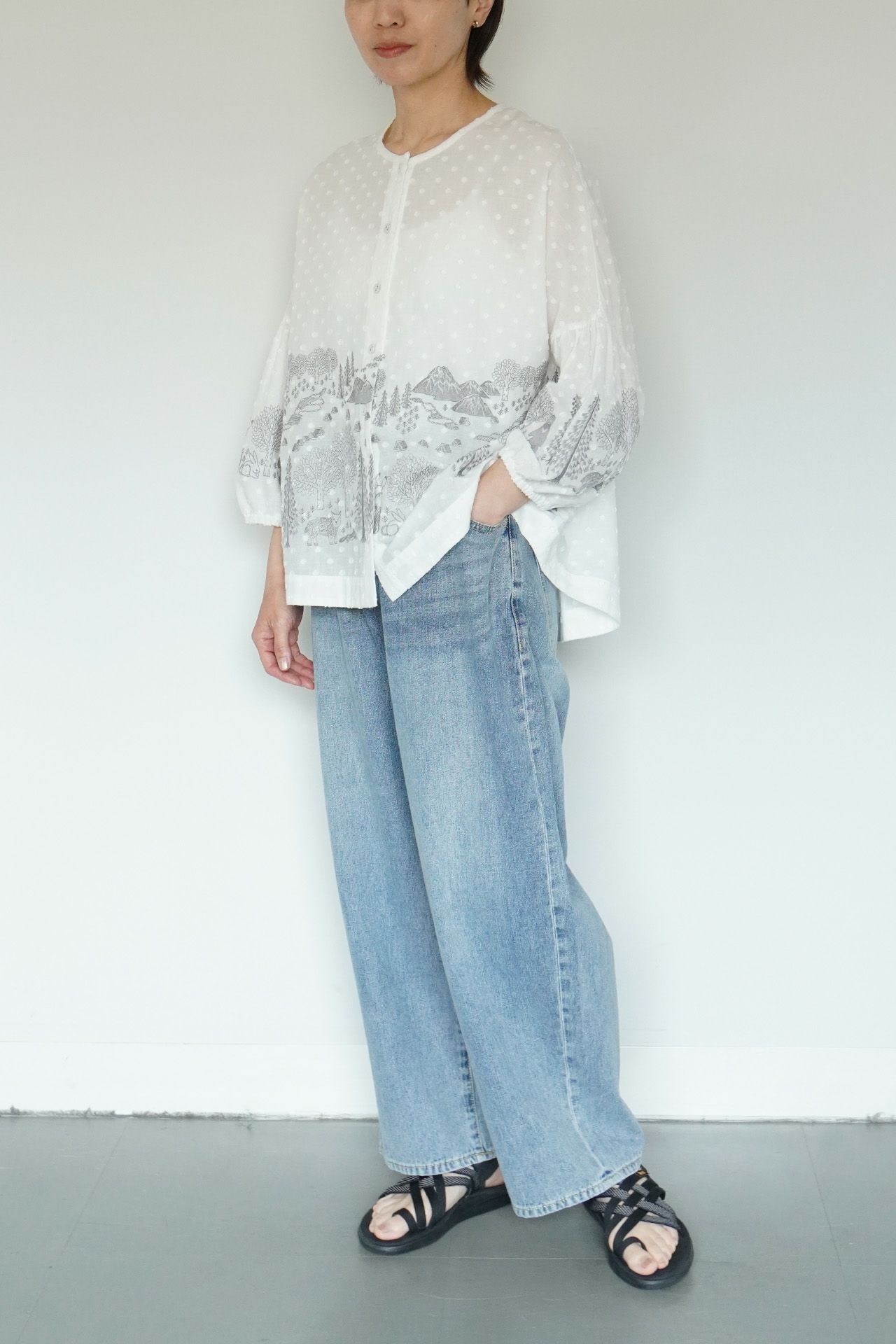 WHITE/model:161cm