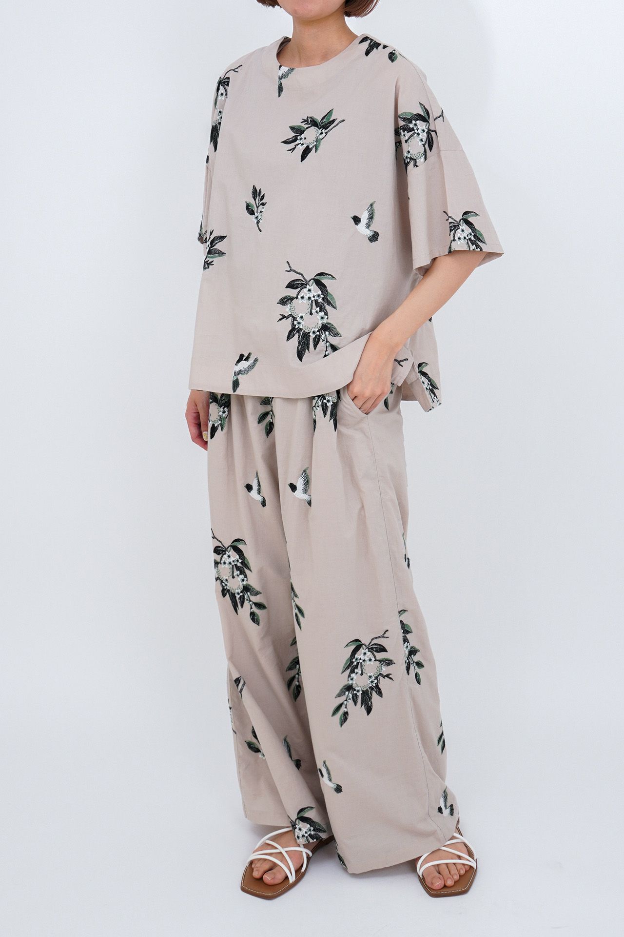 BEIGE/model:163cm