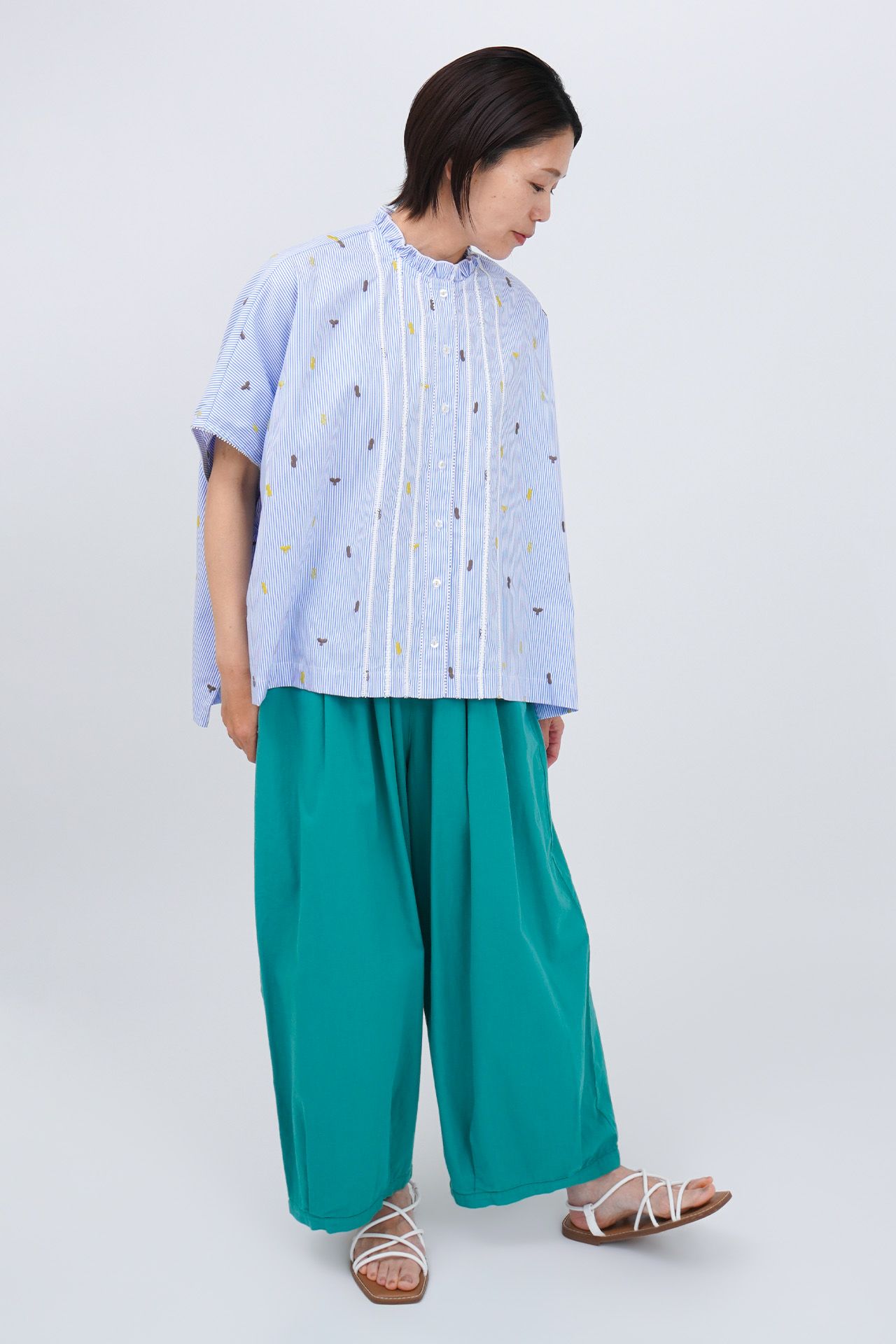 BLUE/model:161cm