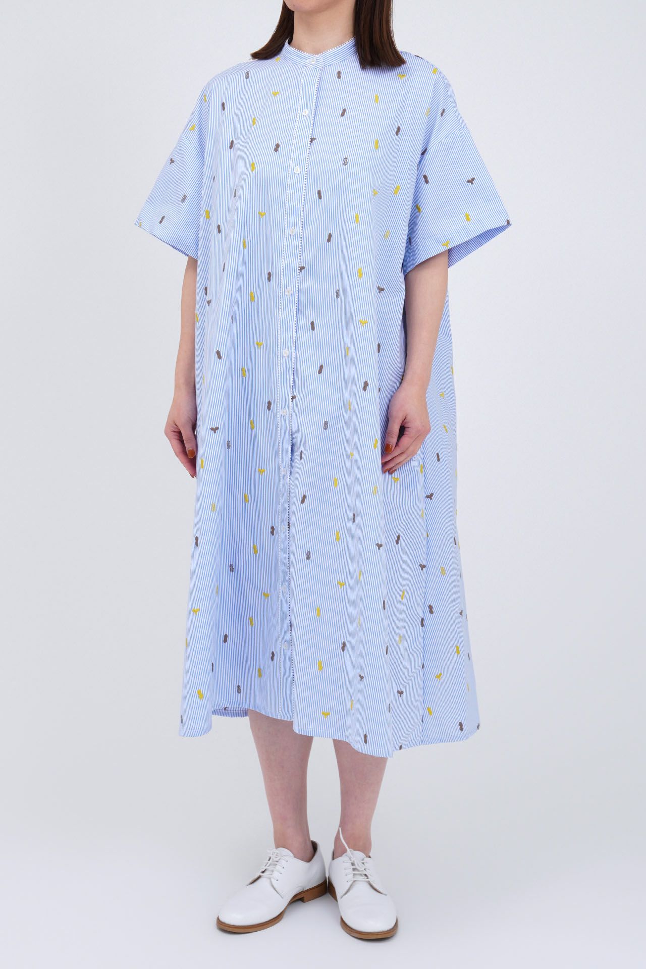 BLUE/model:161cm