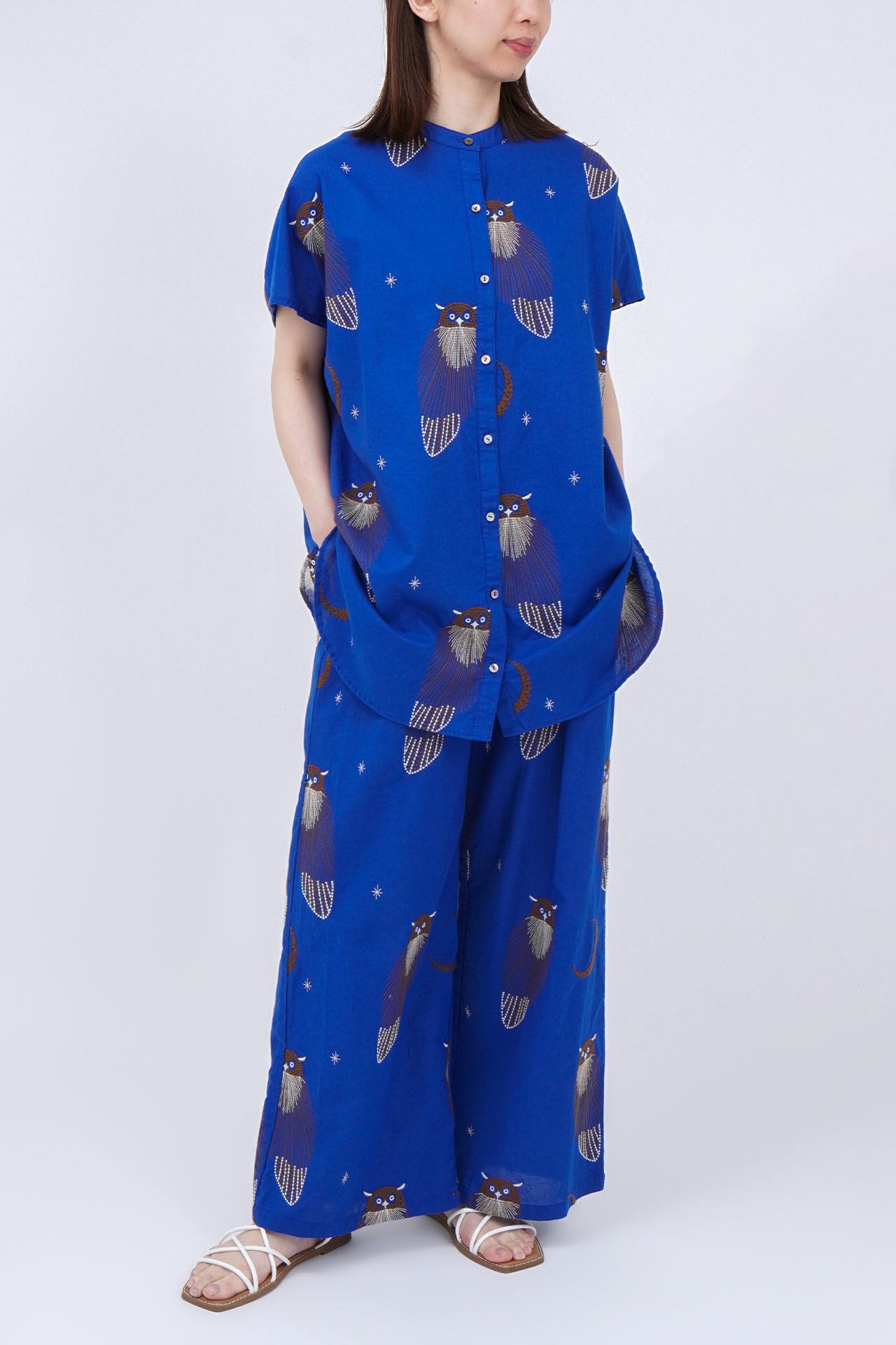 BLUE/model:161cm