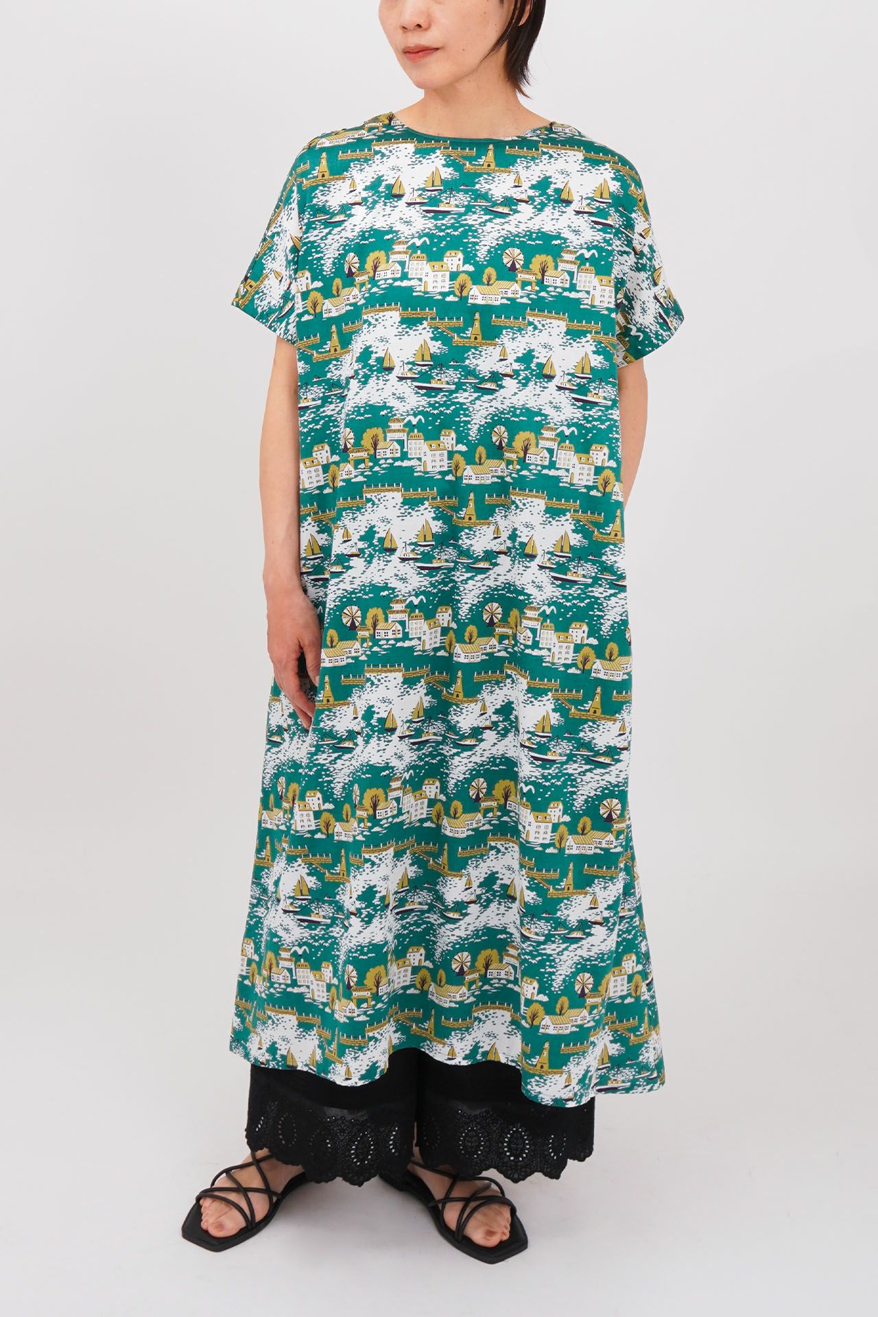GREEN/model:161cm