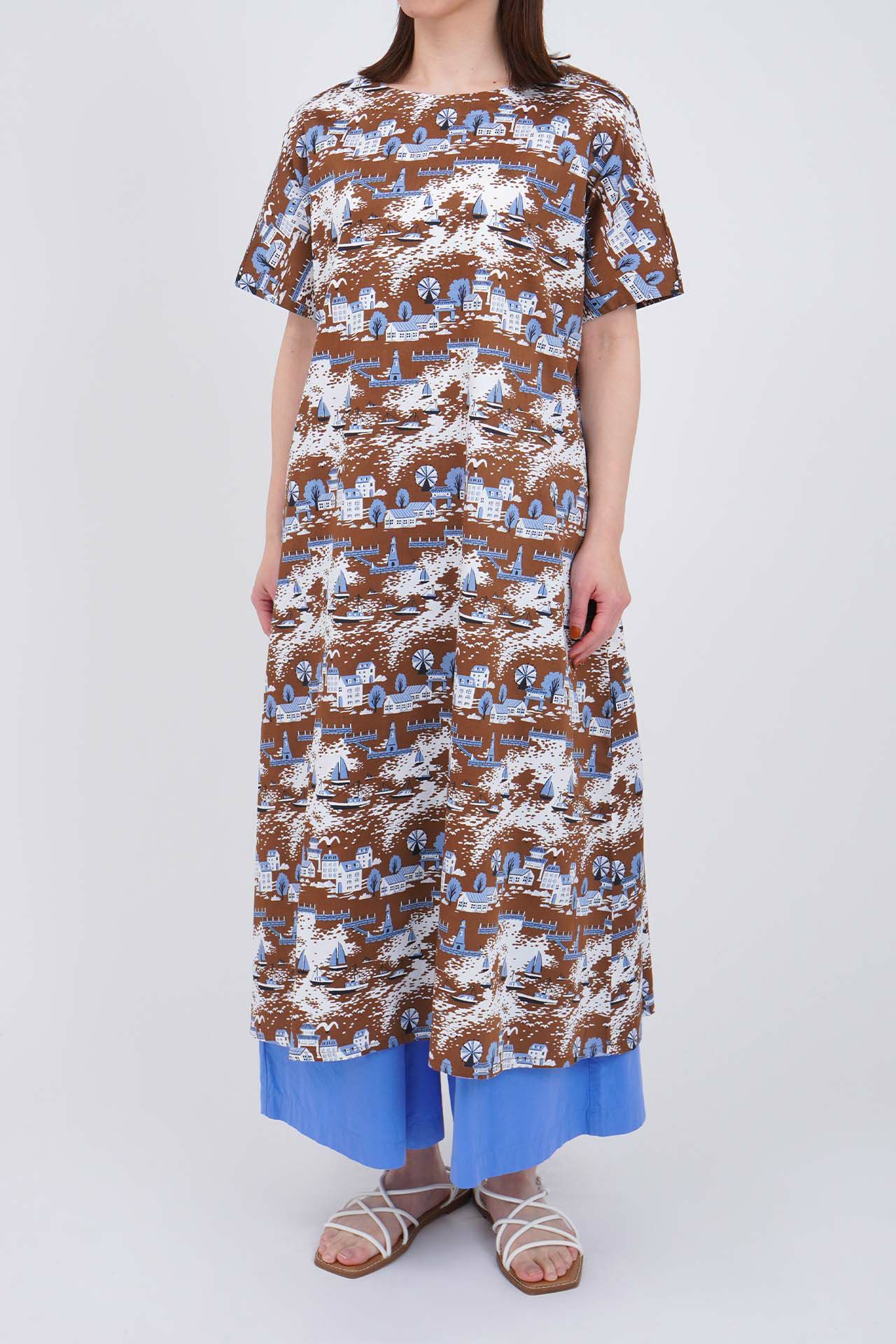 BROWN/model:161cm