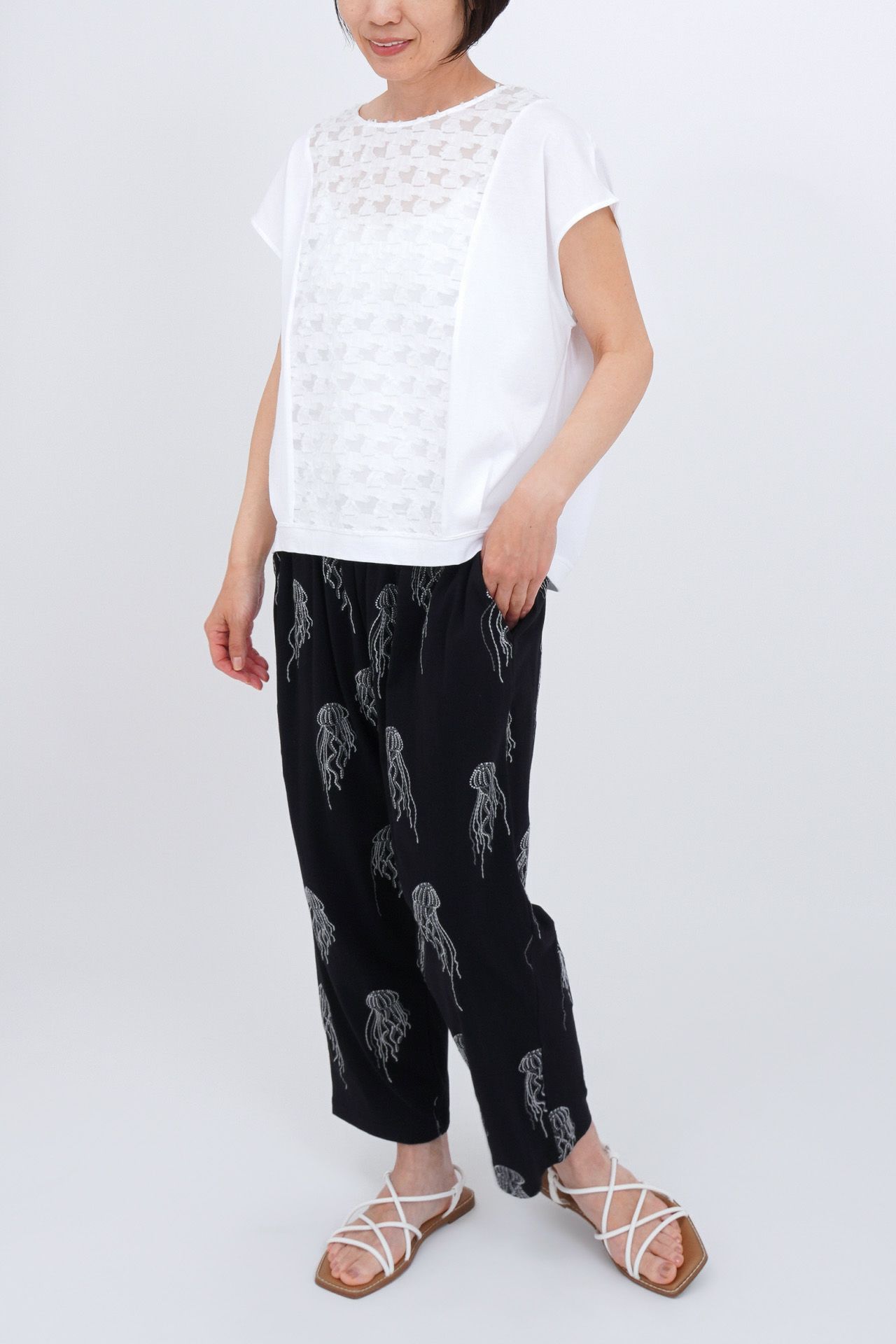 WHITE/model:161cm