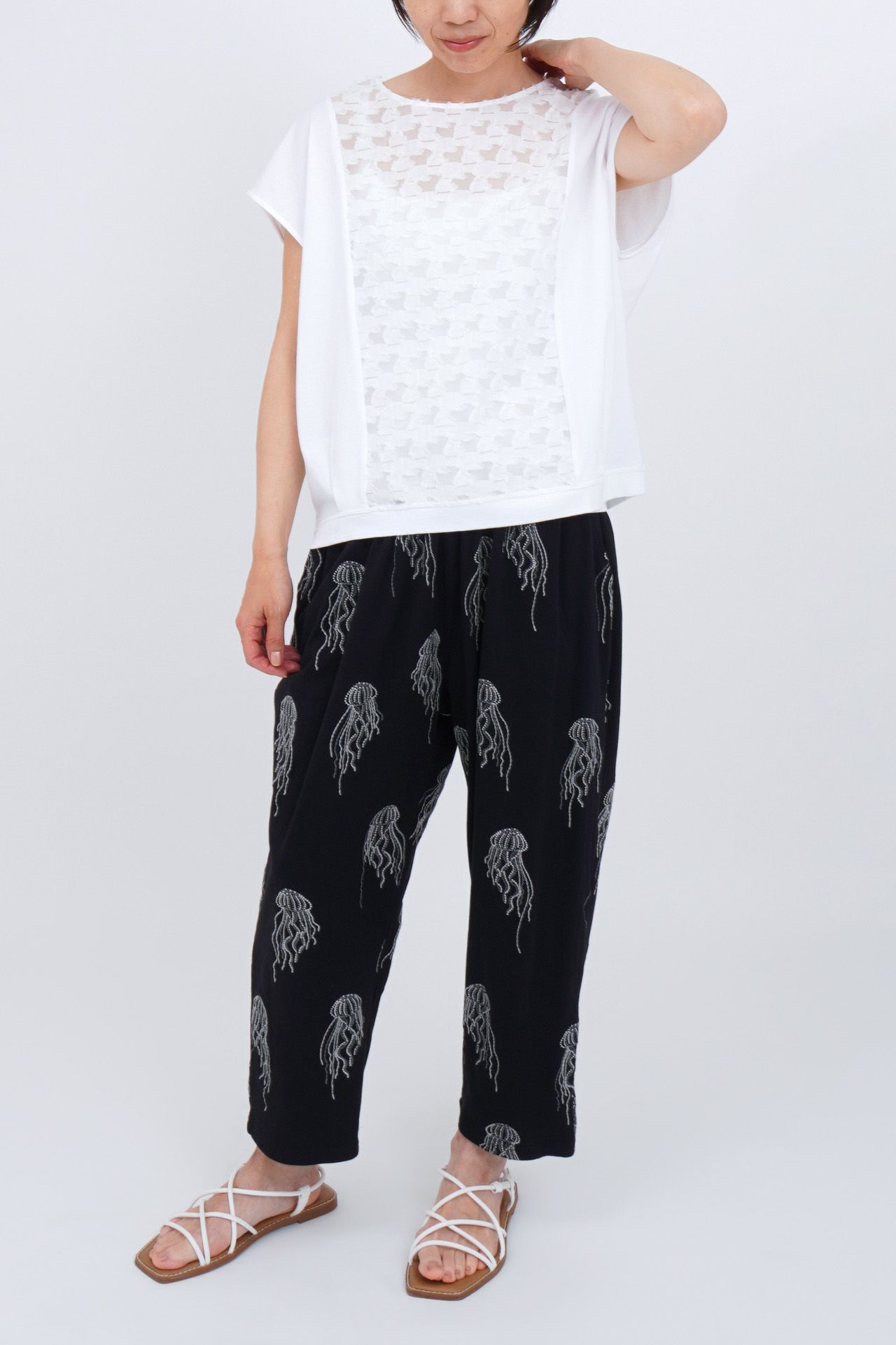 WHITE/model:161cm