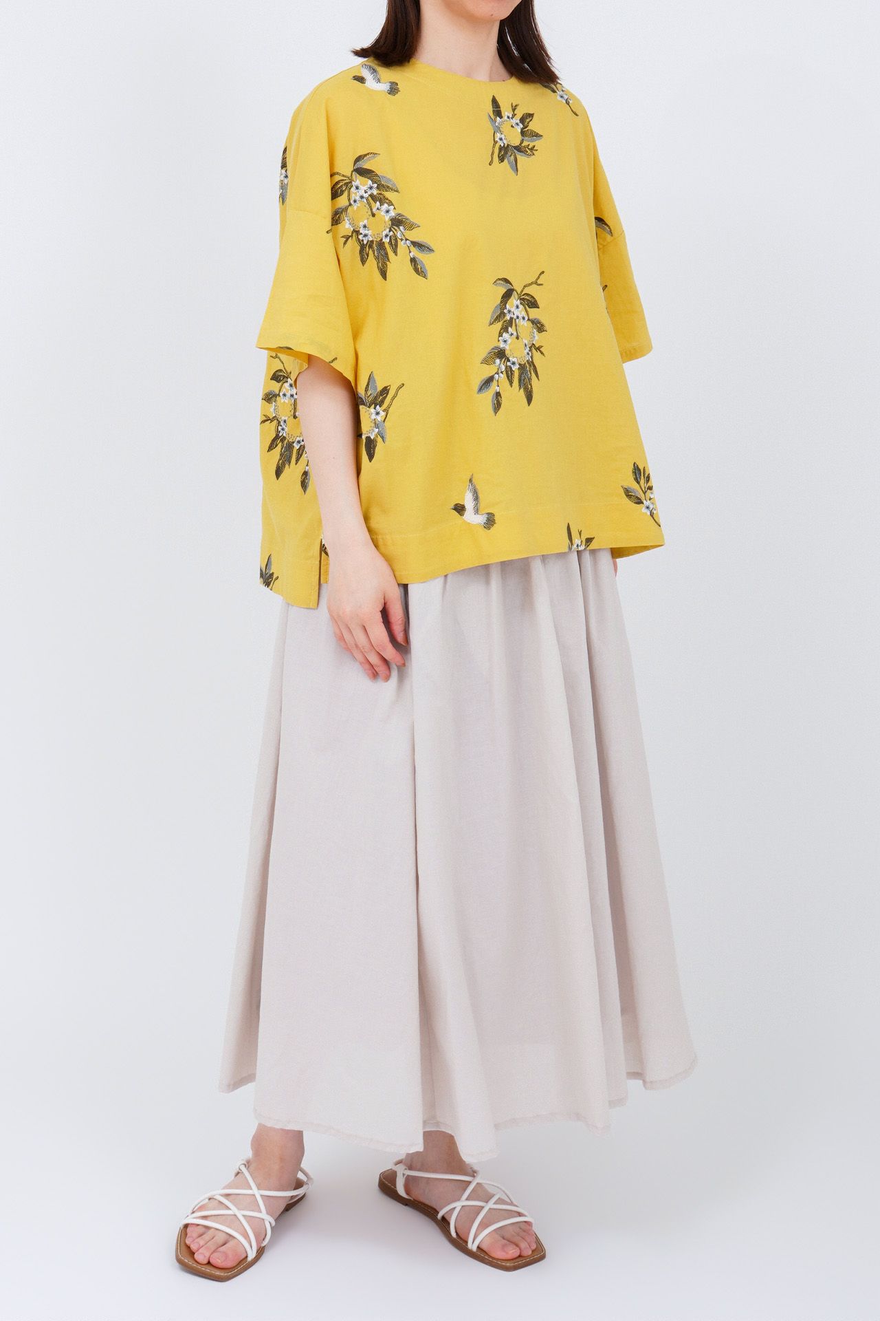 IVORY/model:161cm
