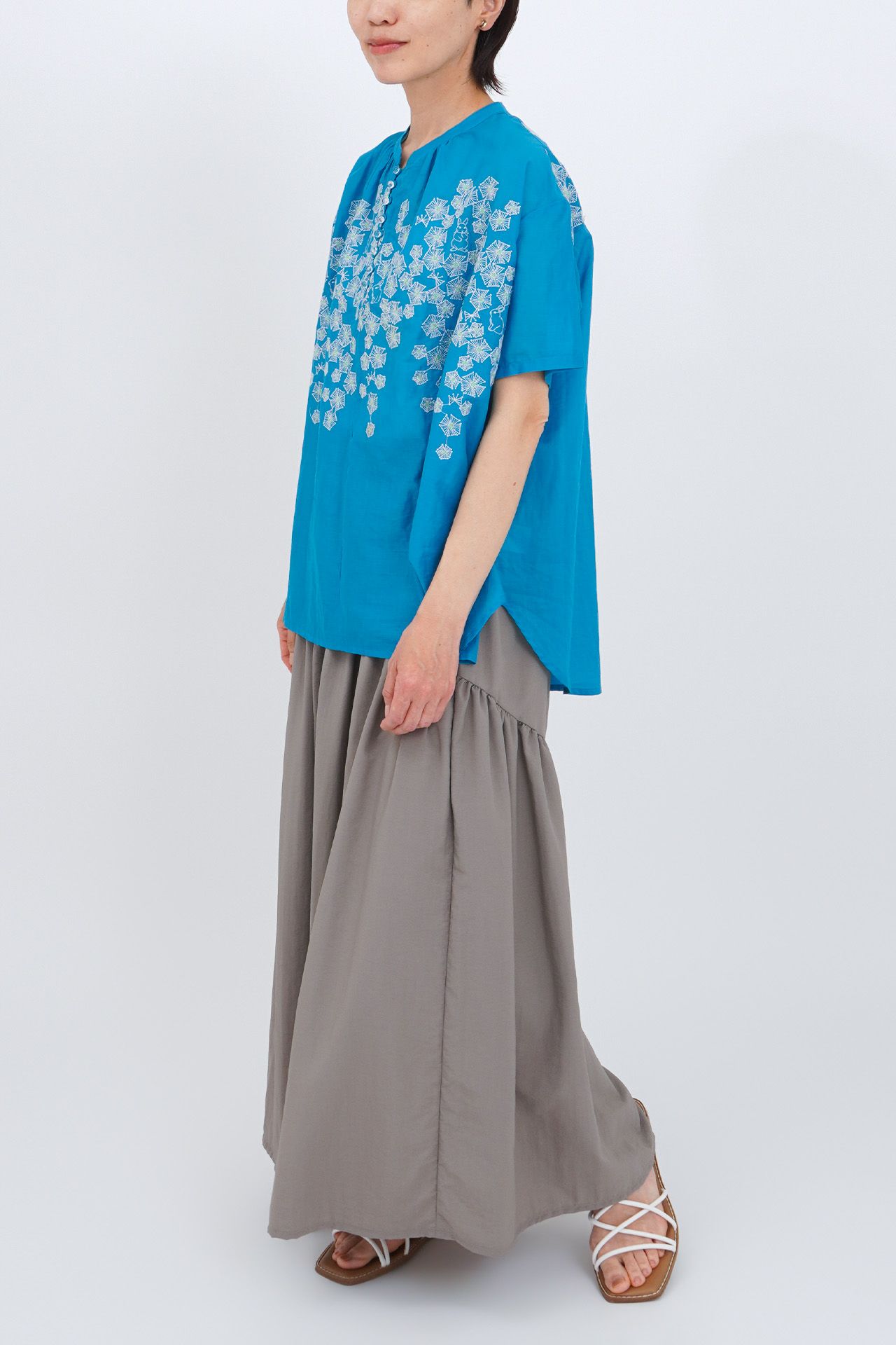 GREY/model:161cm