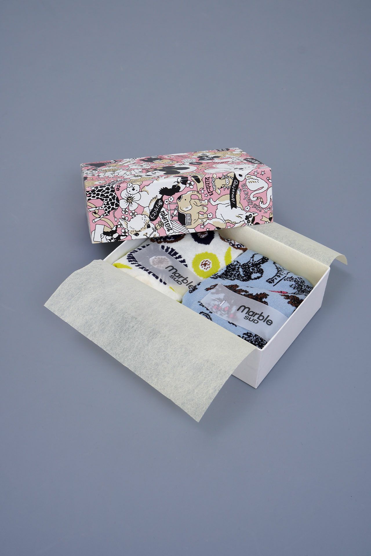 ソックス2足がぴったり入ります