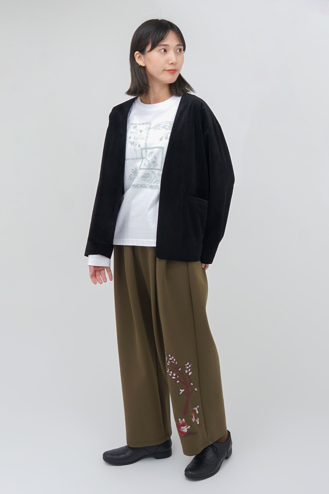 KHAKI/model:168cm