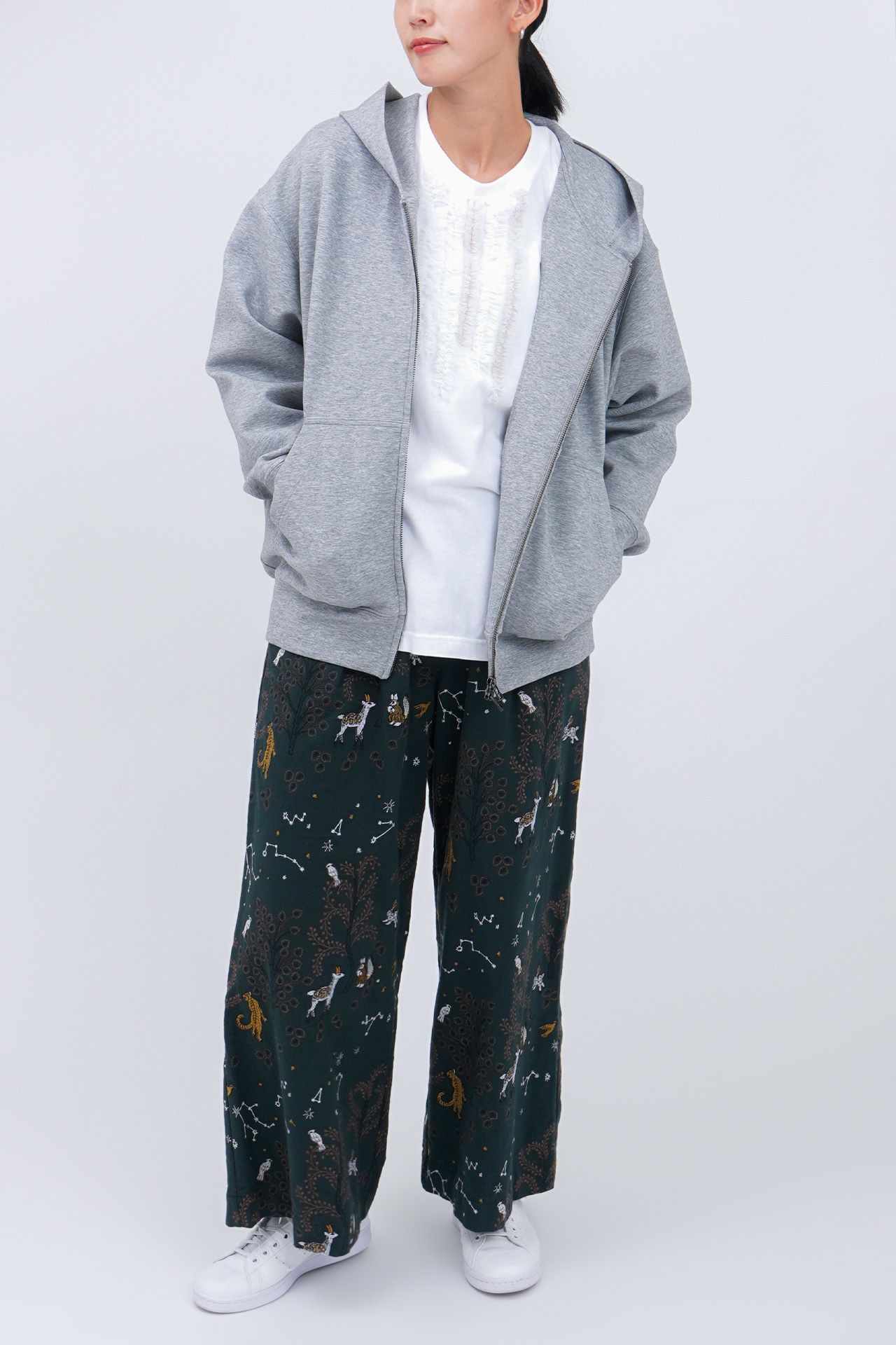 H.GREY/model:168cm