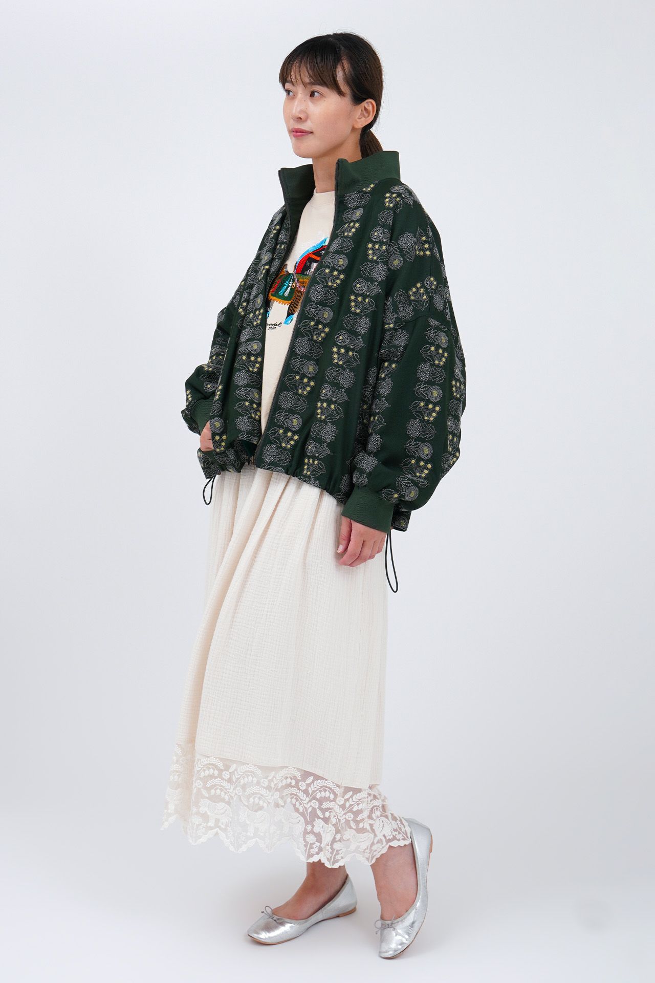 WHITE/model:168cm