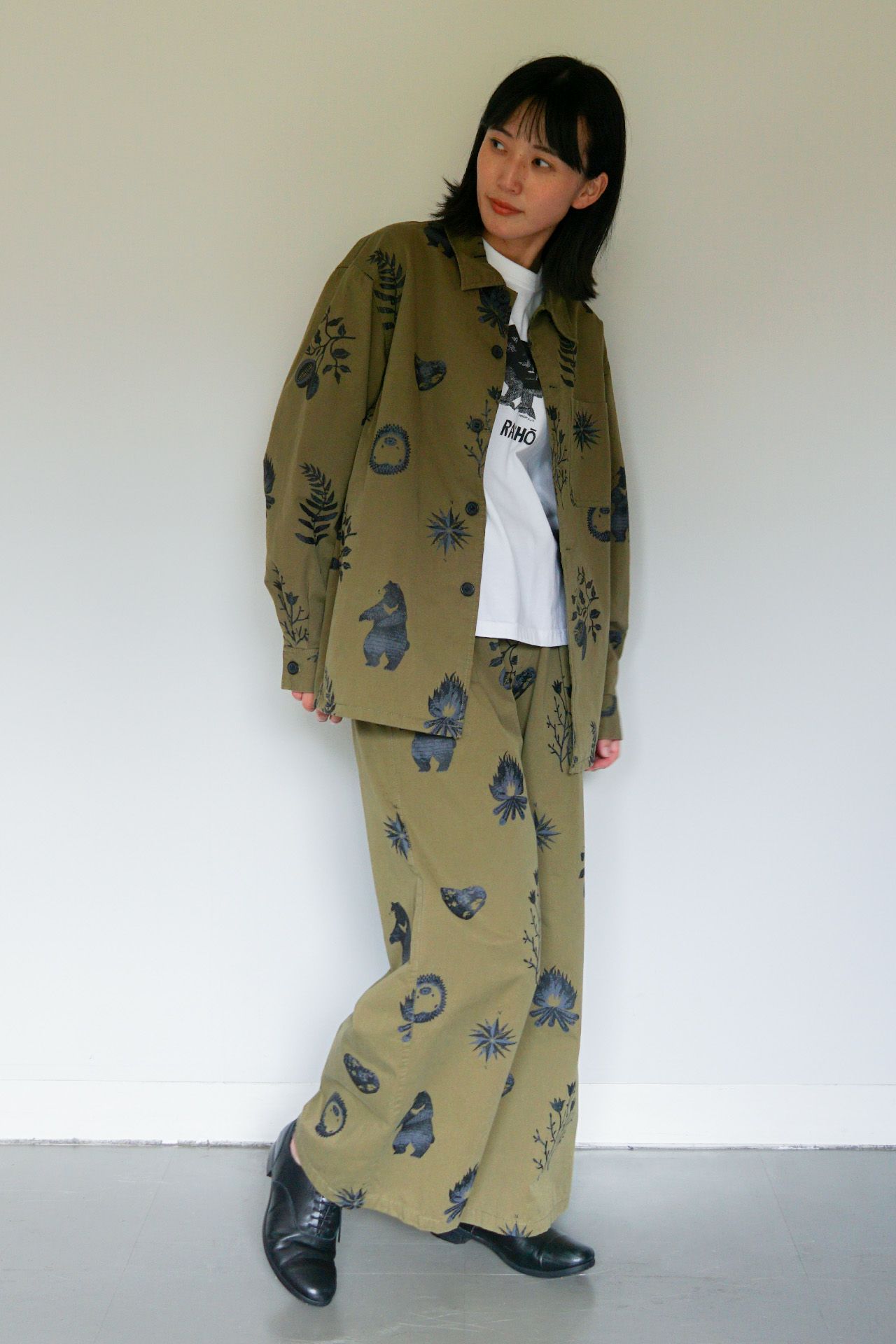 KHAKI/model:168cm