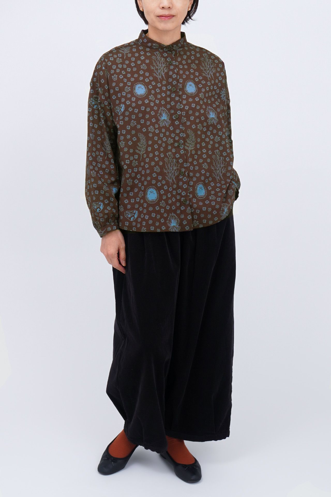 BROWN/model:161cm