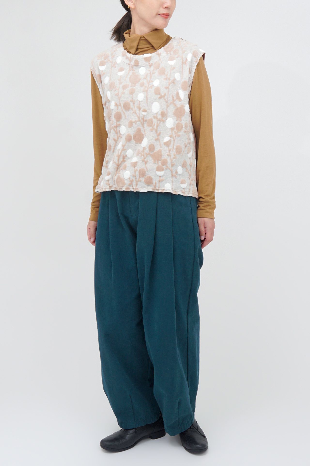 IVORY/model:168cm