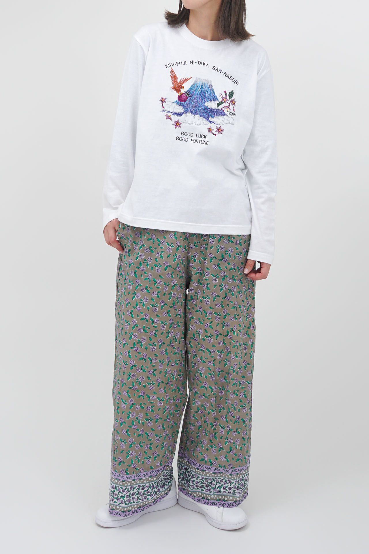 GREY/model:168cm
