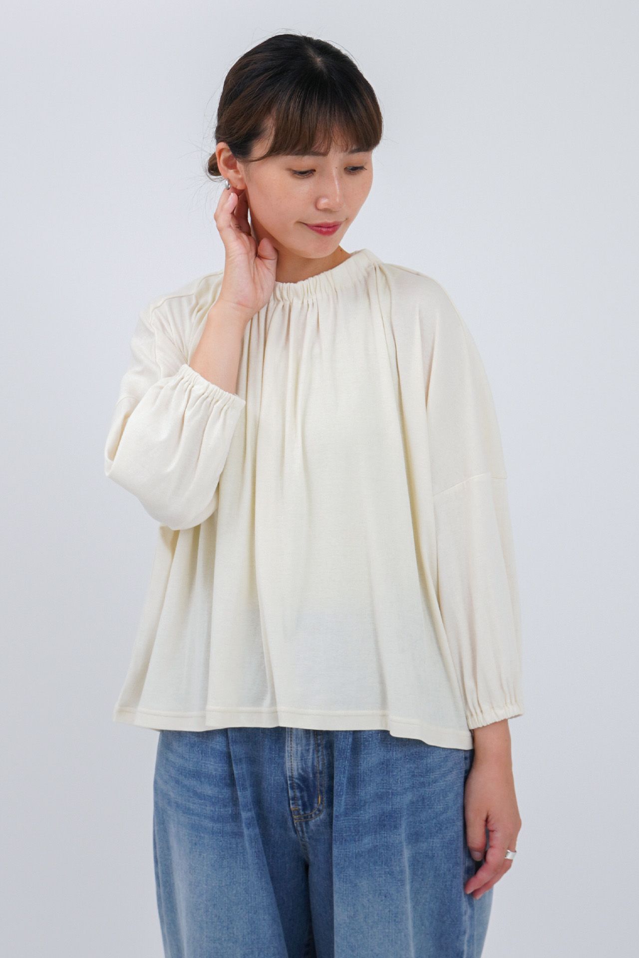 IVORY