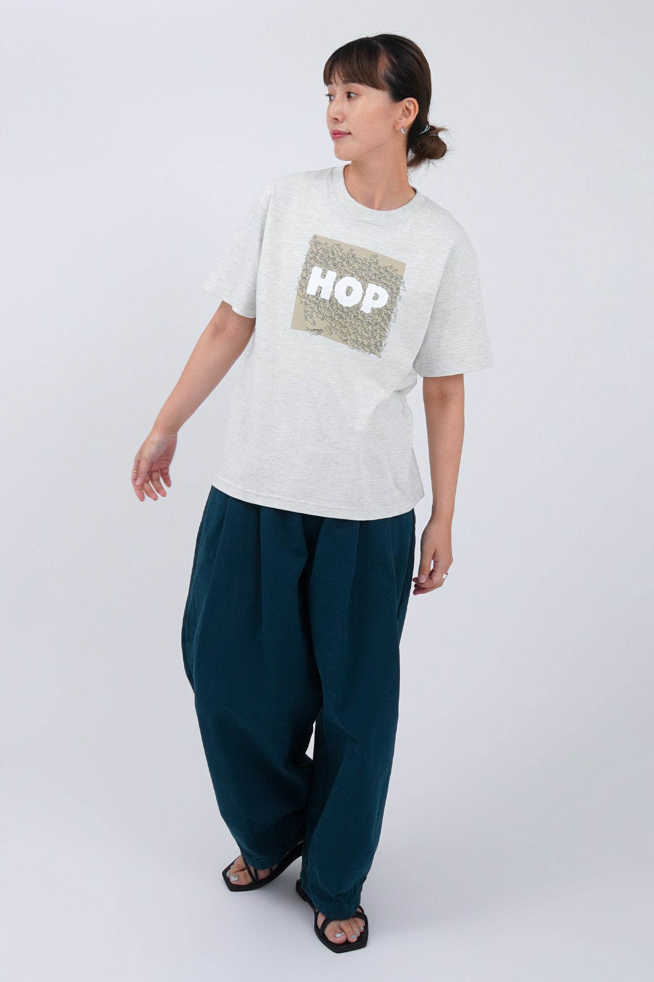 H.GREY/model:168cm