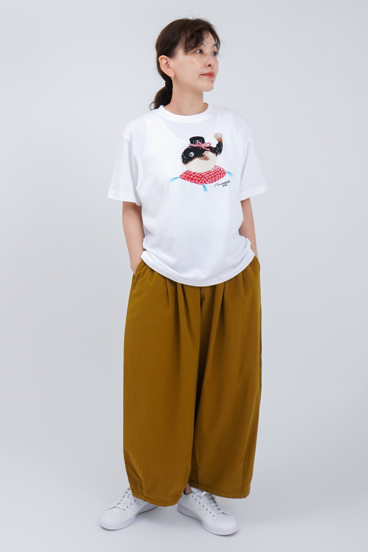 WHITE/model:158cm(Mサイズ着用)