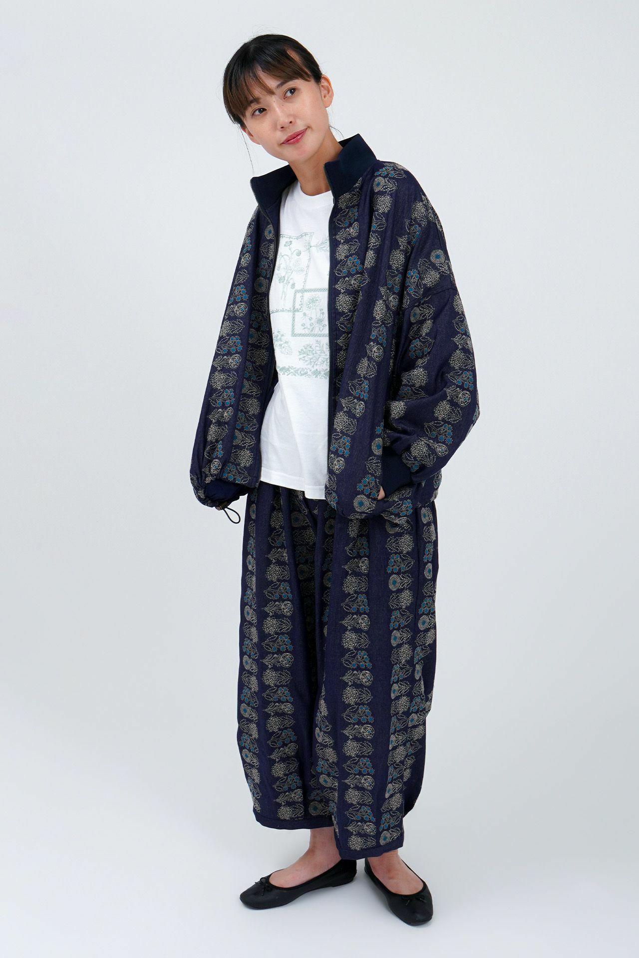 WHITE/model:168cm