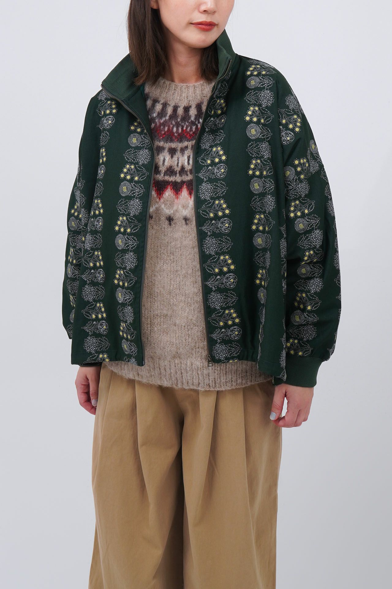 GREEN