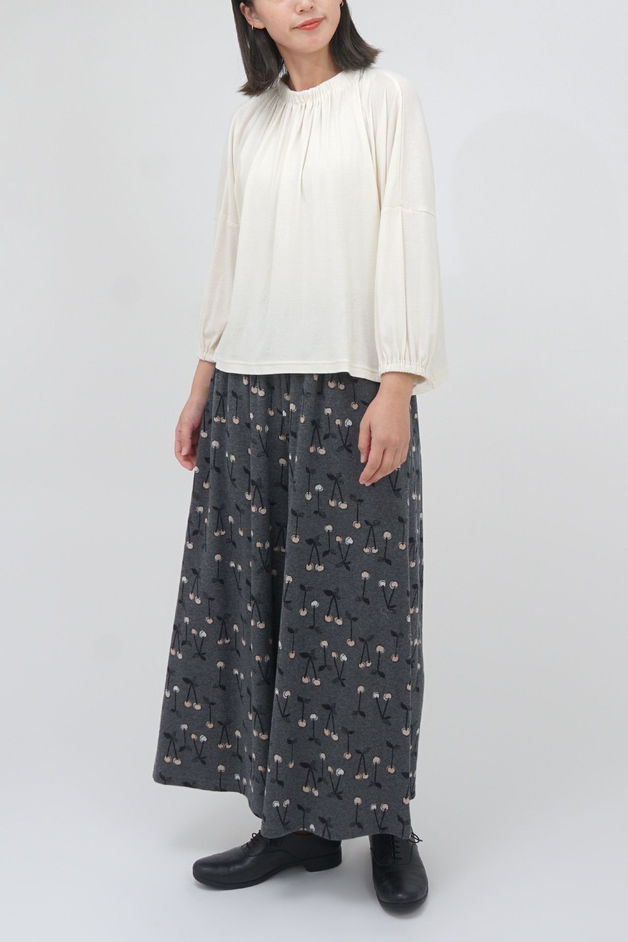GREY/model:168cm