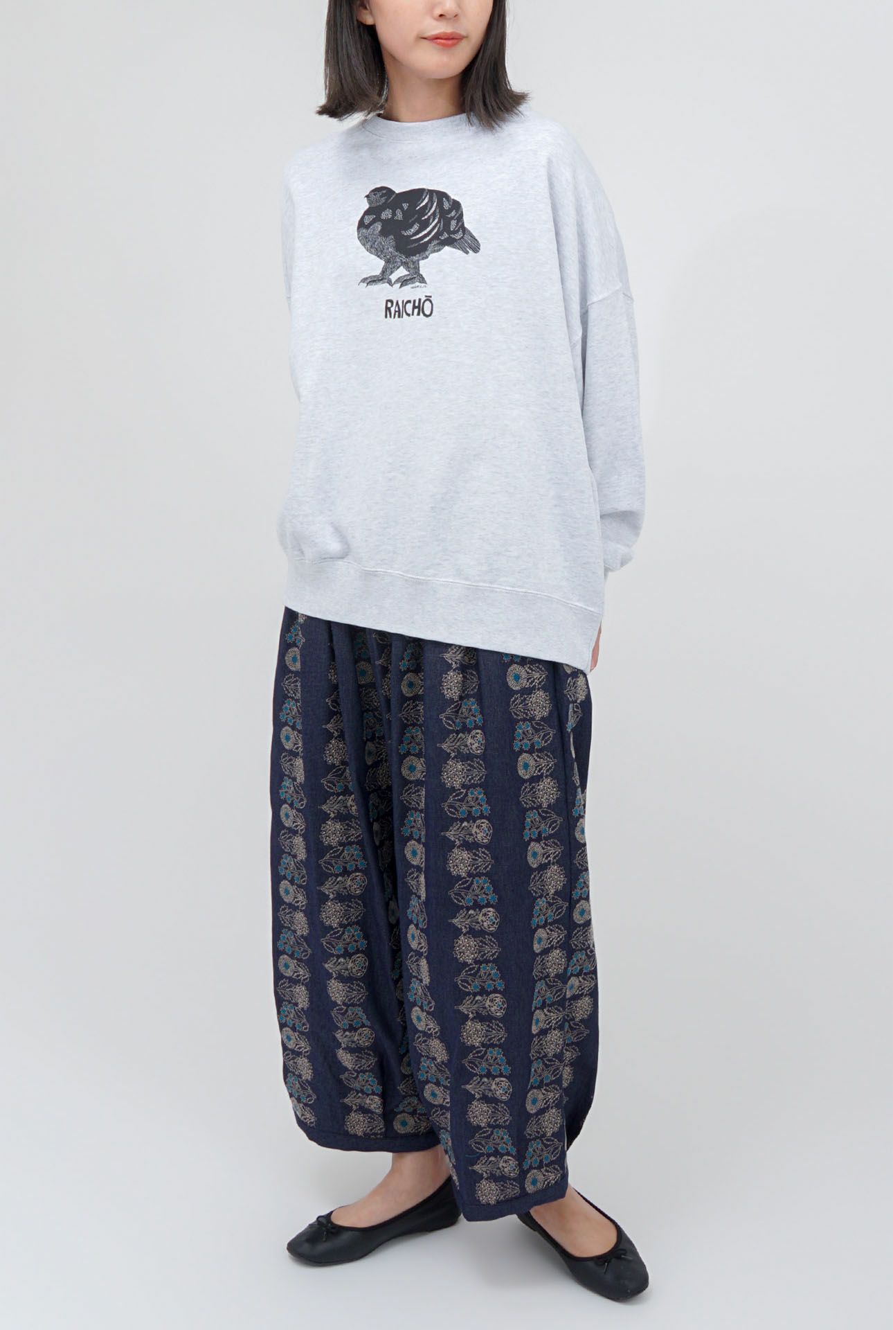 H.GREY/model:168cm