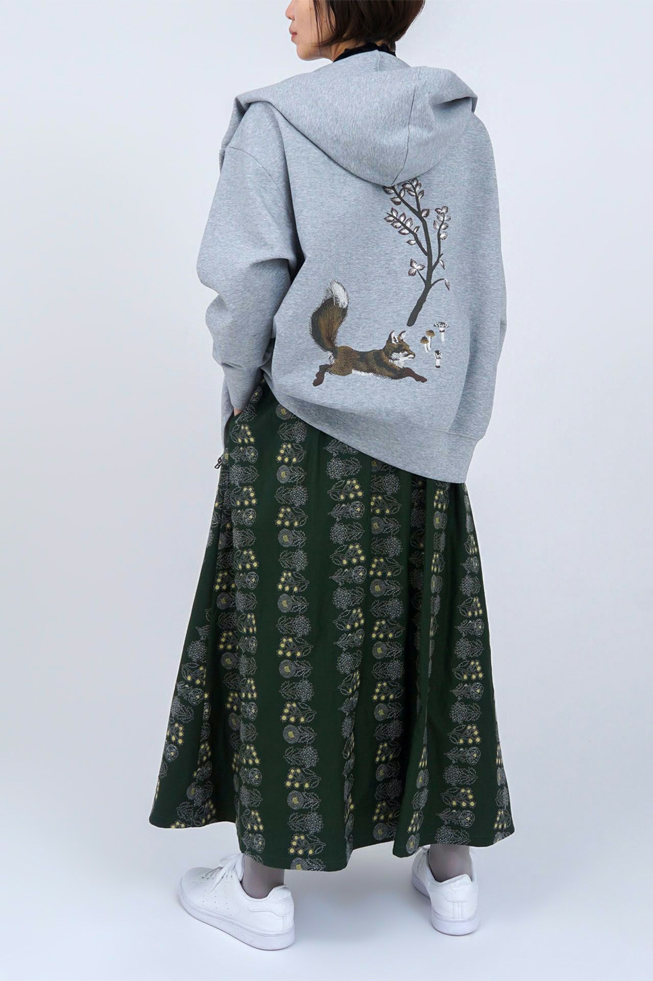 H.GREY/model:168cm