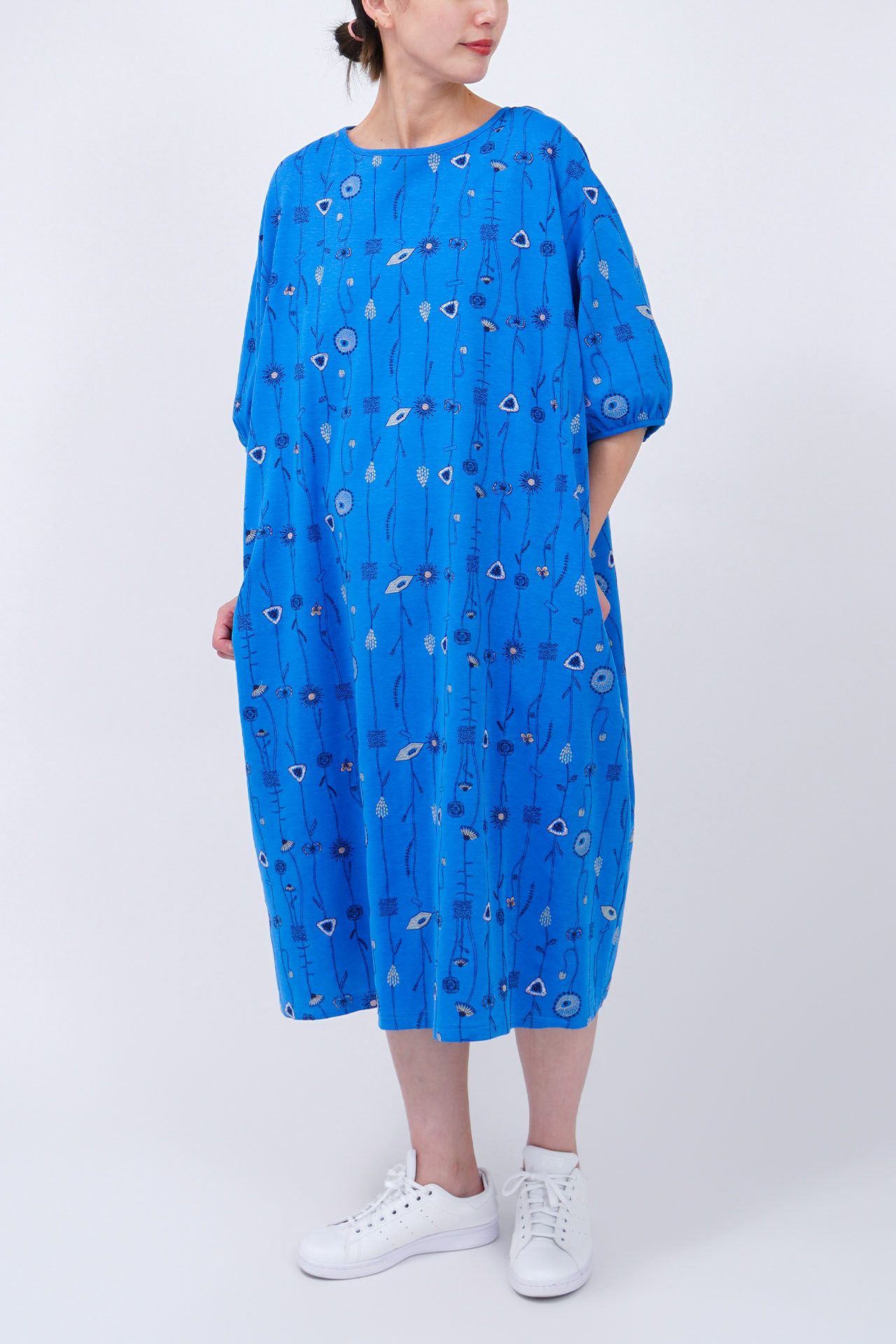 BLUE/model:168cm