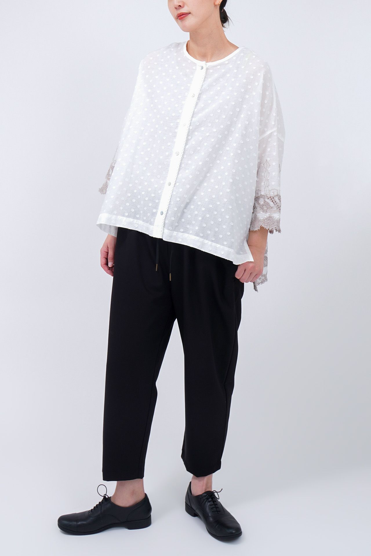 WHITE/model:168cm