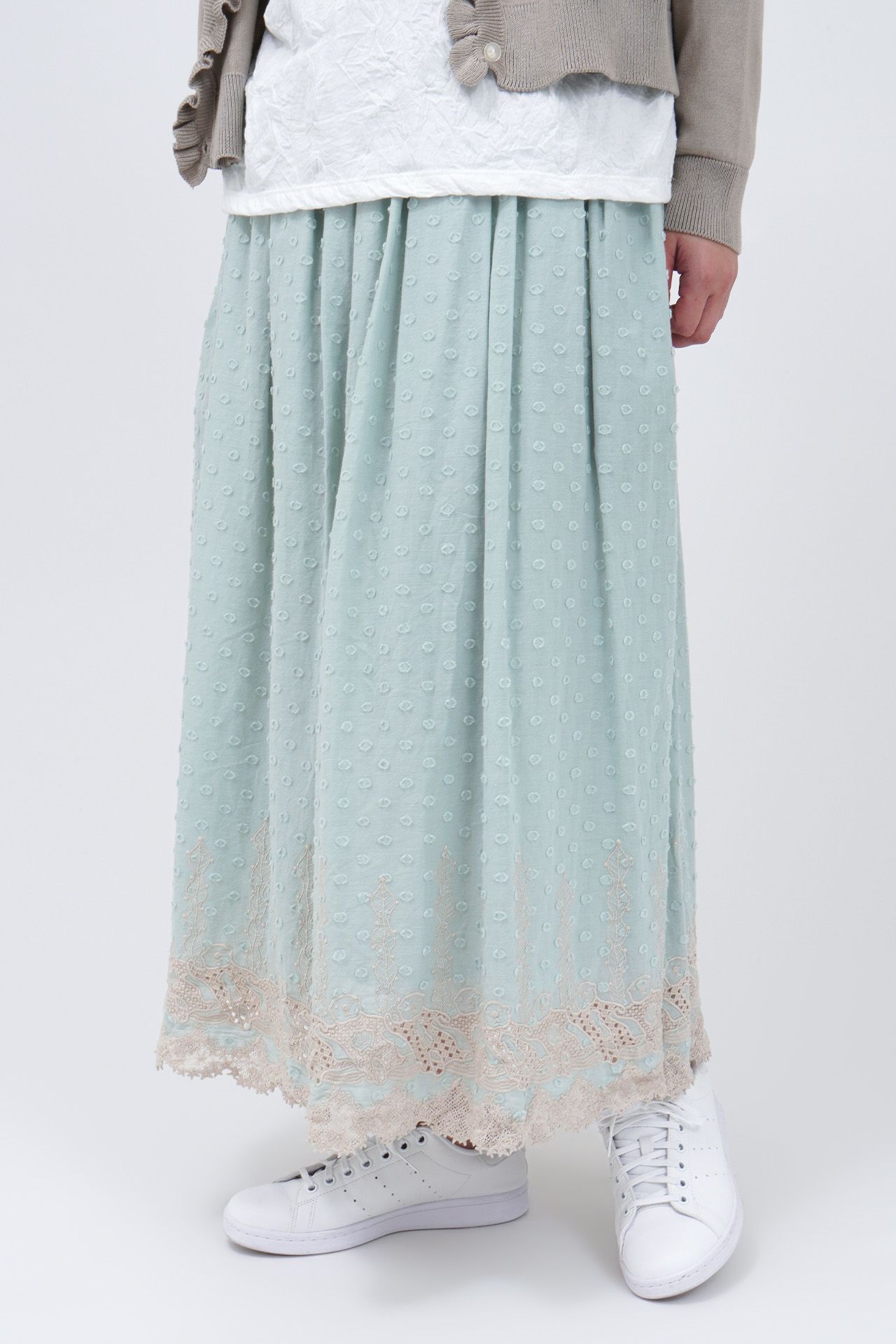 キャンブリック　レースシシュウギャザースカート　ホワイト　フリー キャンブリック レースシシュウギャザースカート ホワイト フリー