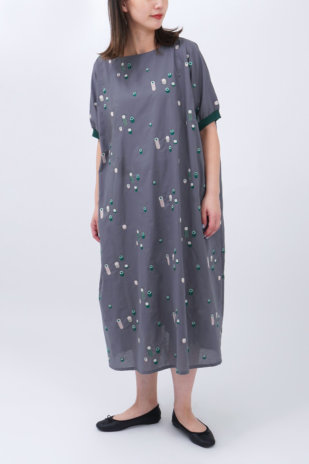 GREY/model:168cm