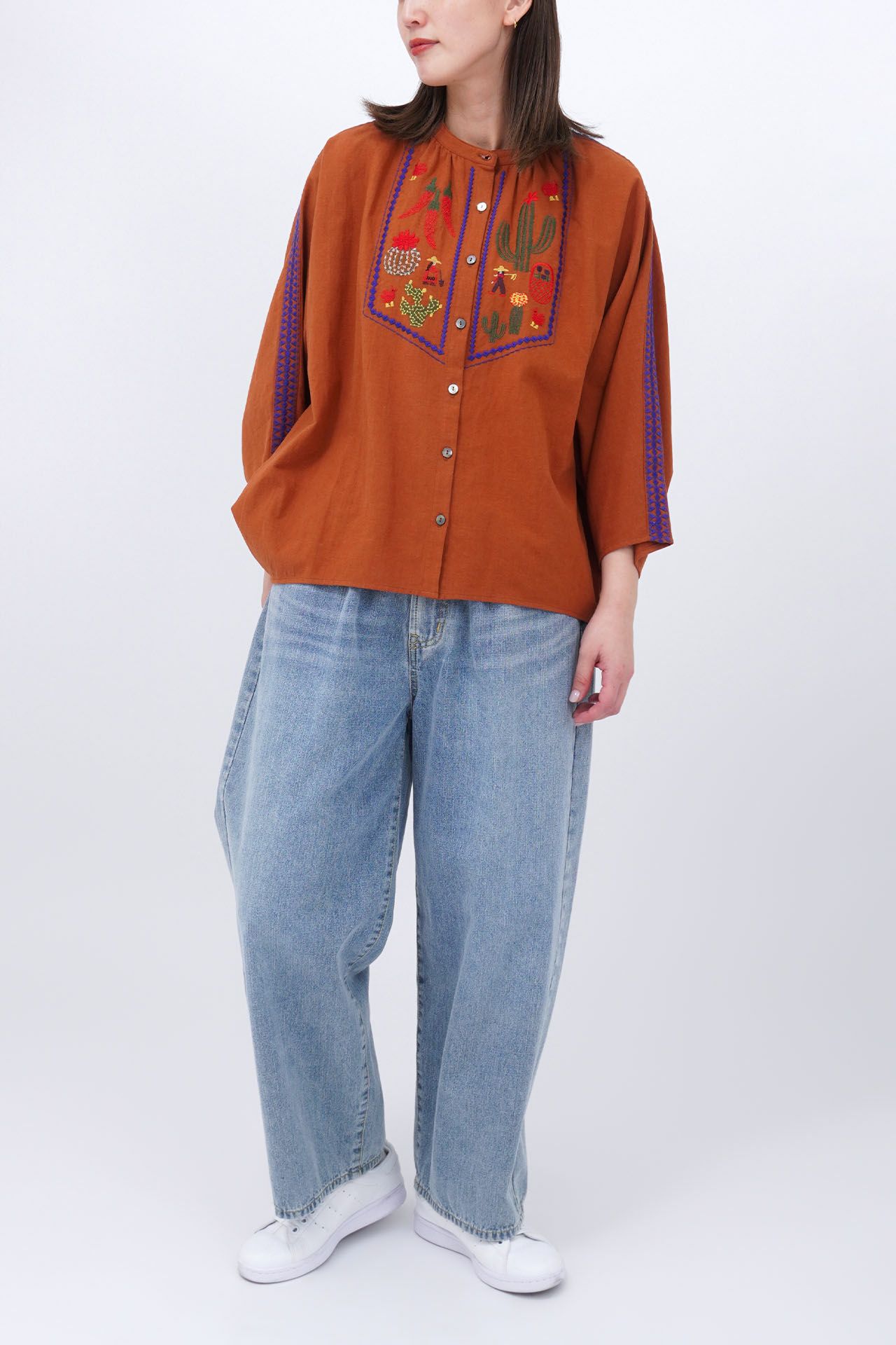 BROWN/model:168cm
