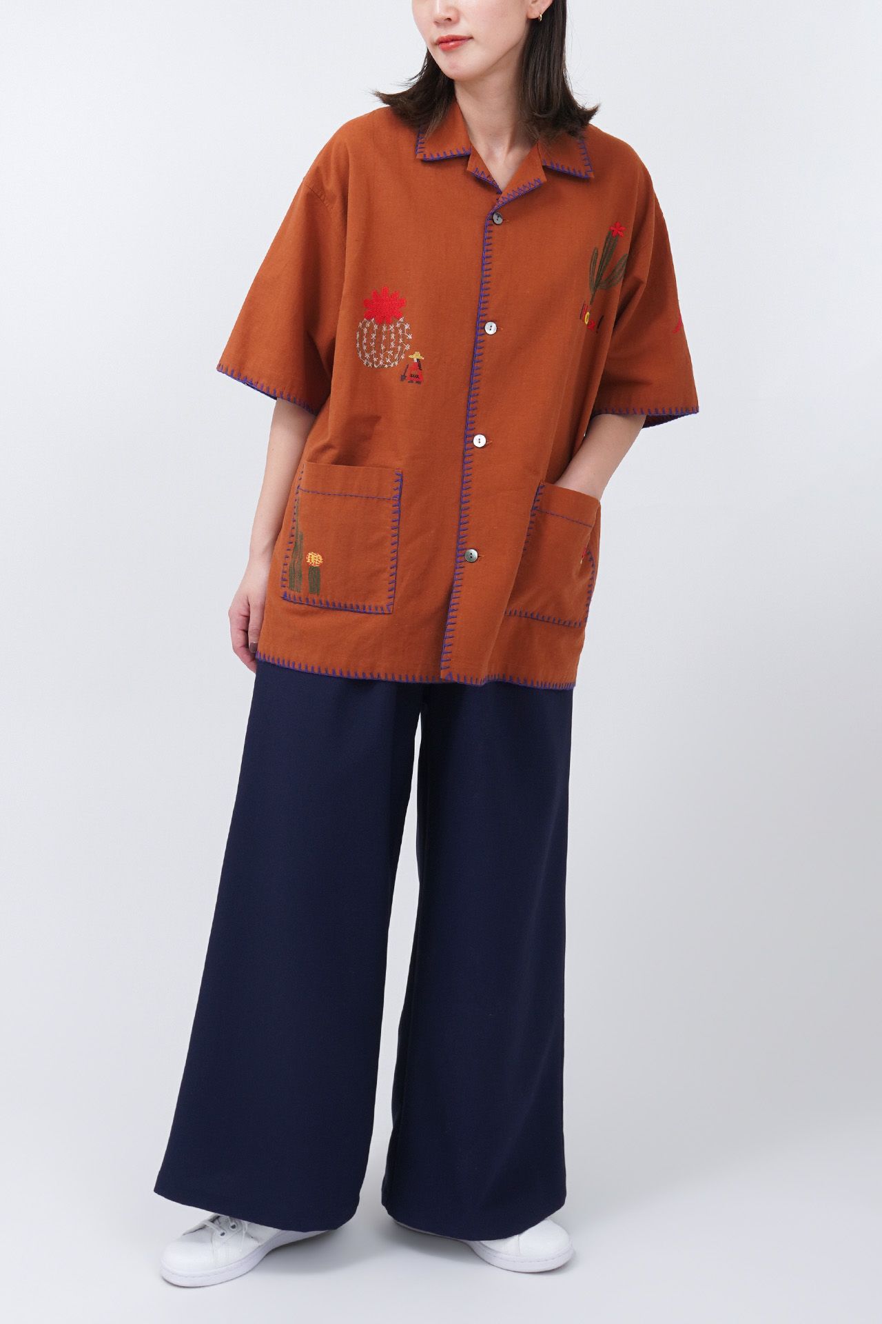 BROWN/model:168cm