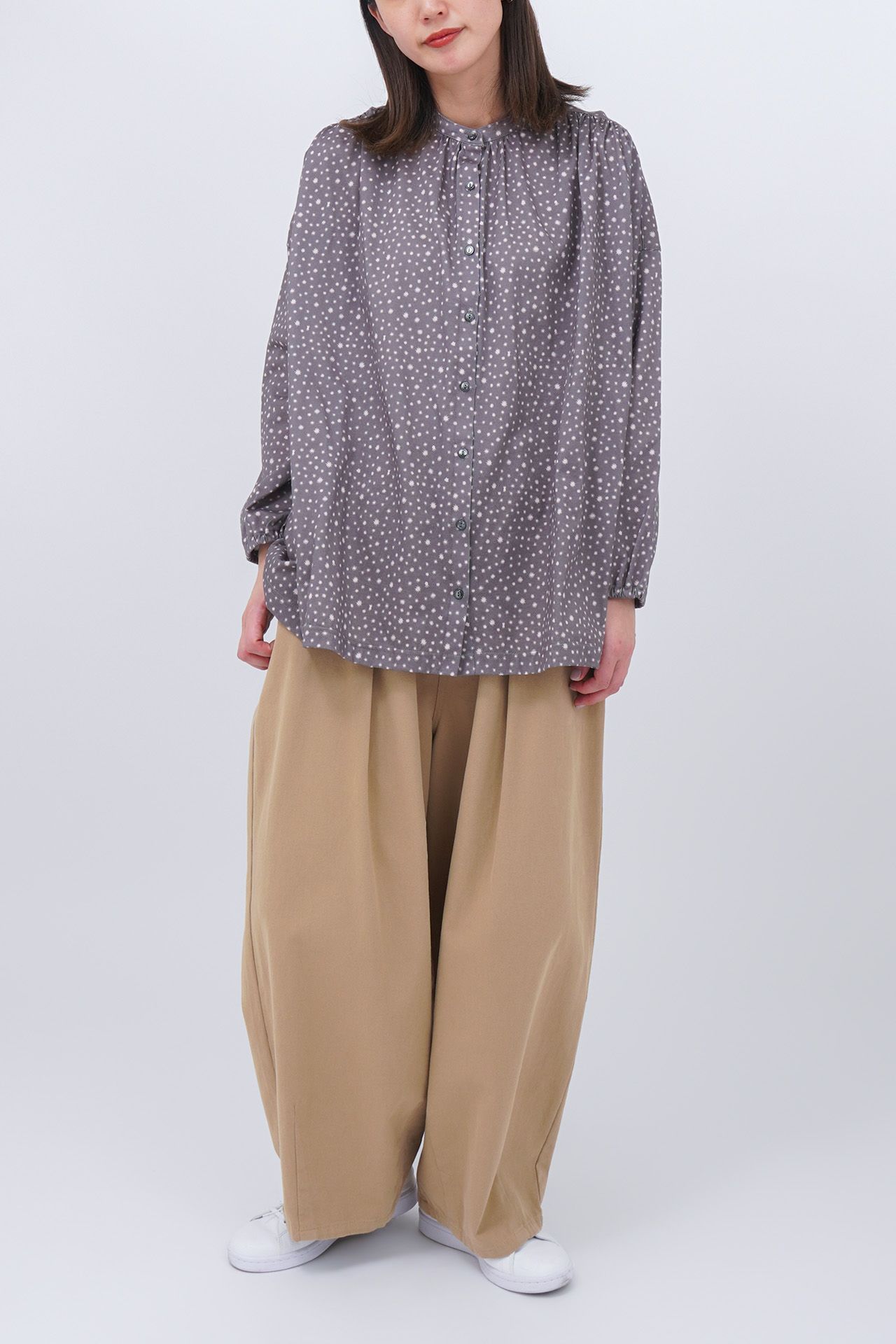 GREY/model:168cm