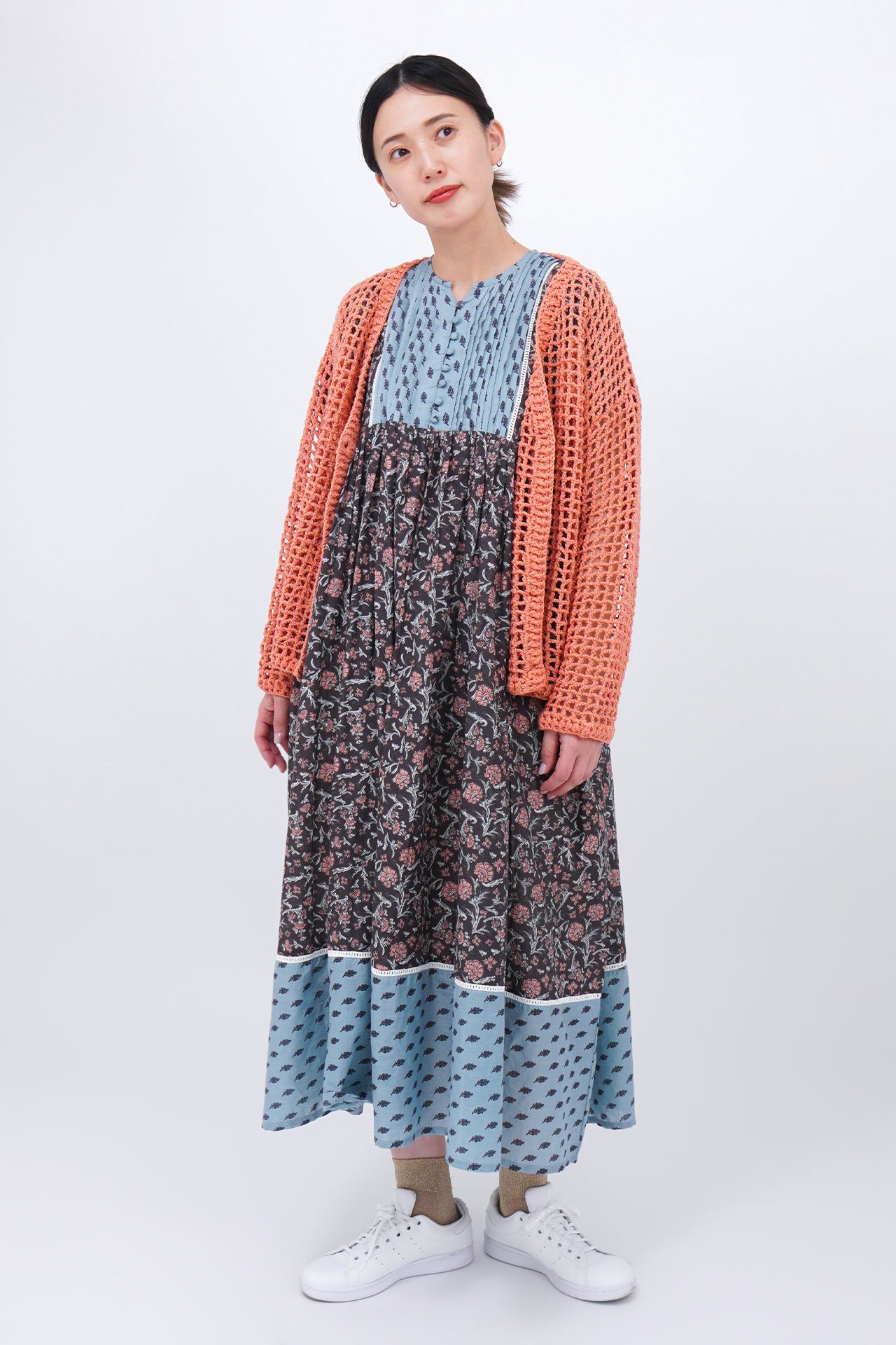 C.GREY/model:168cm
