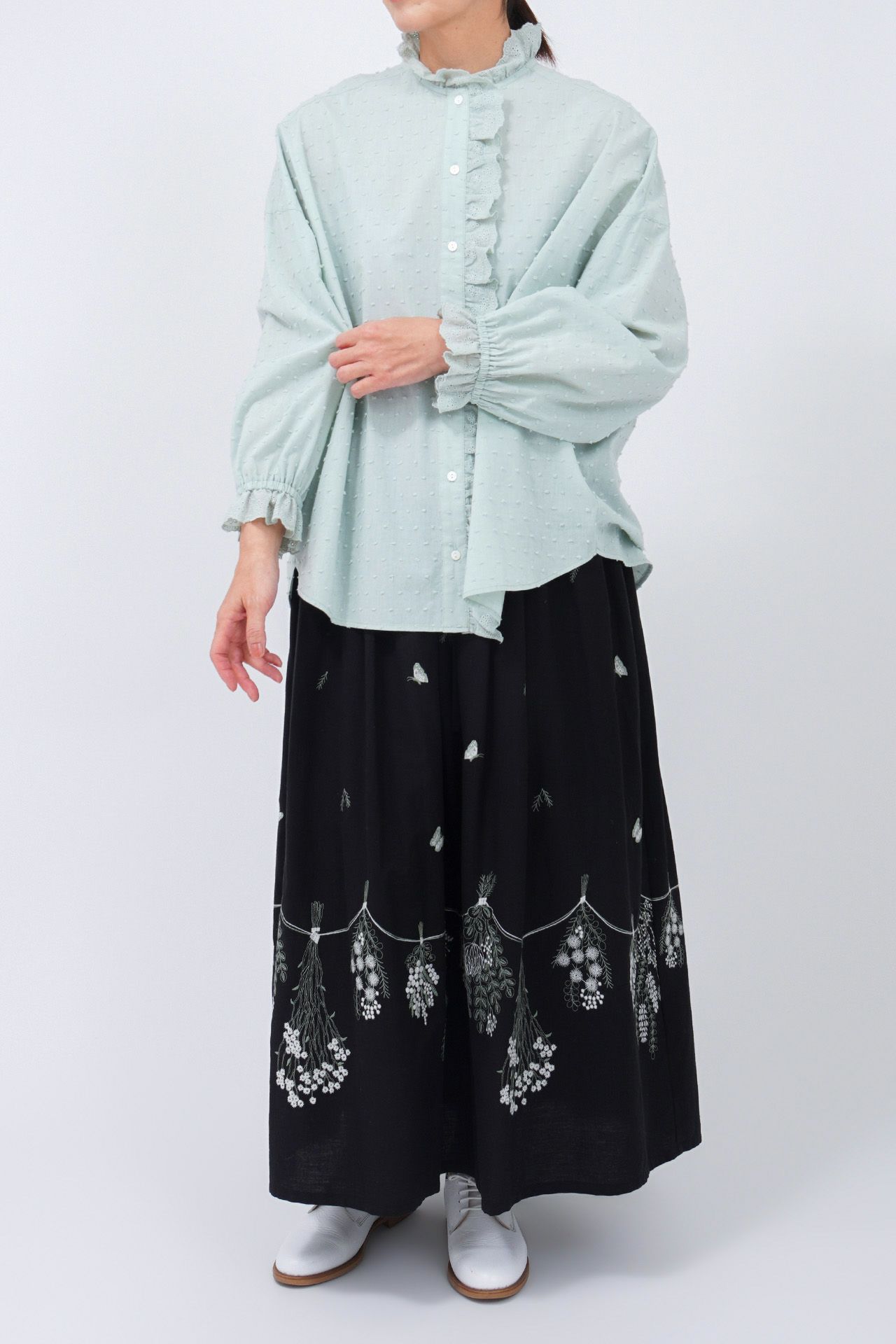 MINT/model:161cm