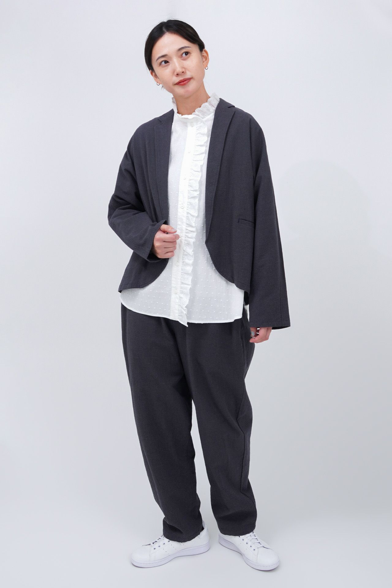 WHITE/model:168cm