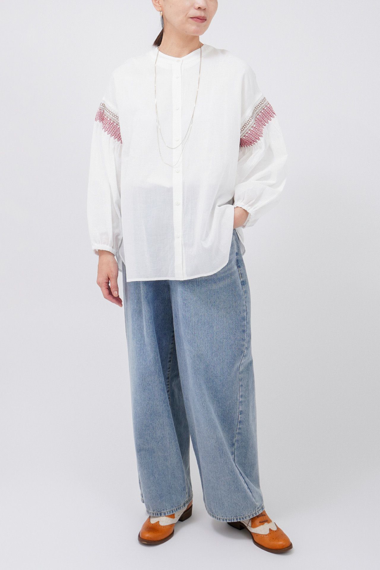 WHITE/model:161cm