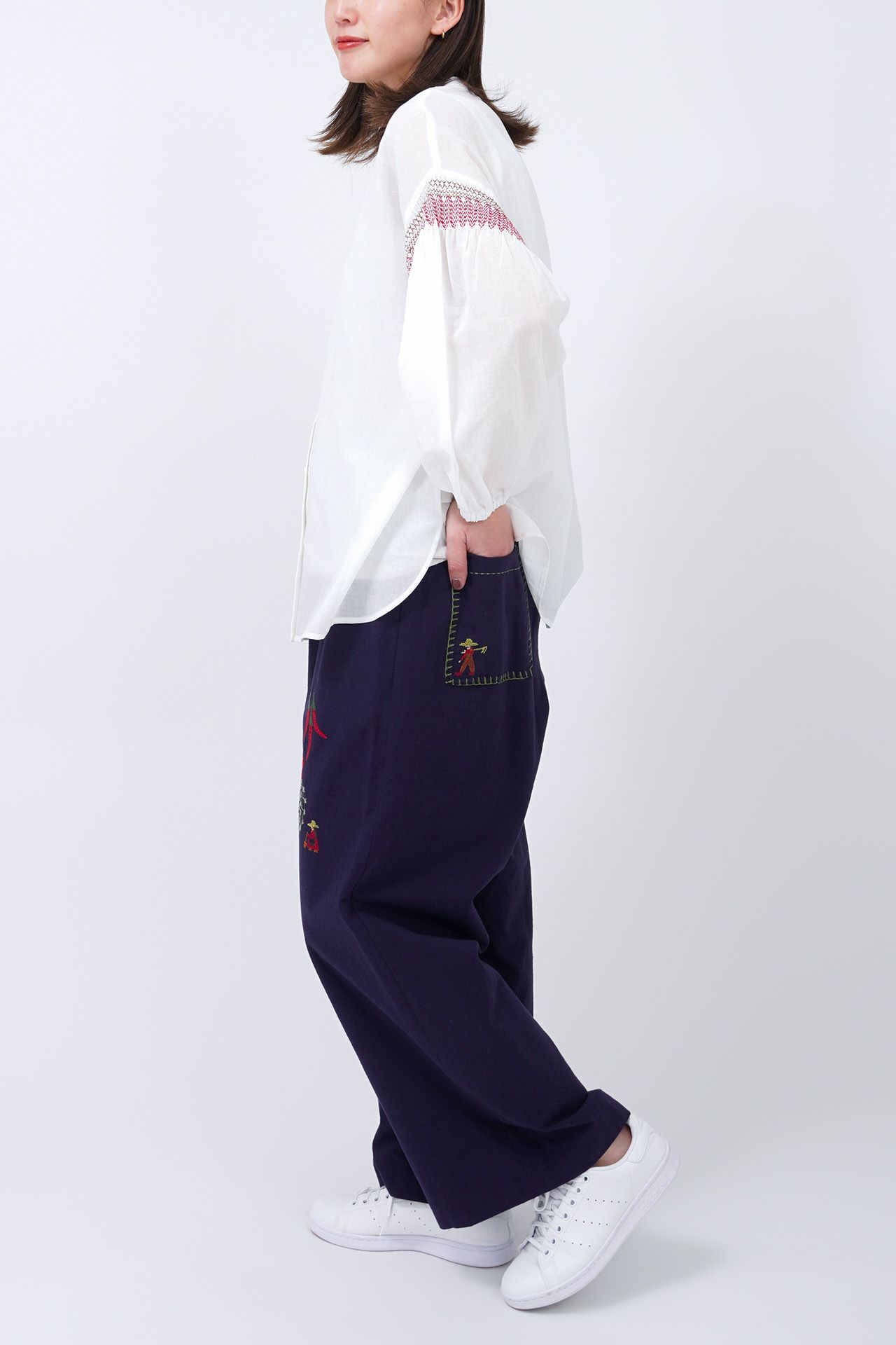 WHITE/model:168cm