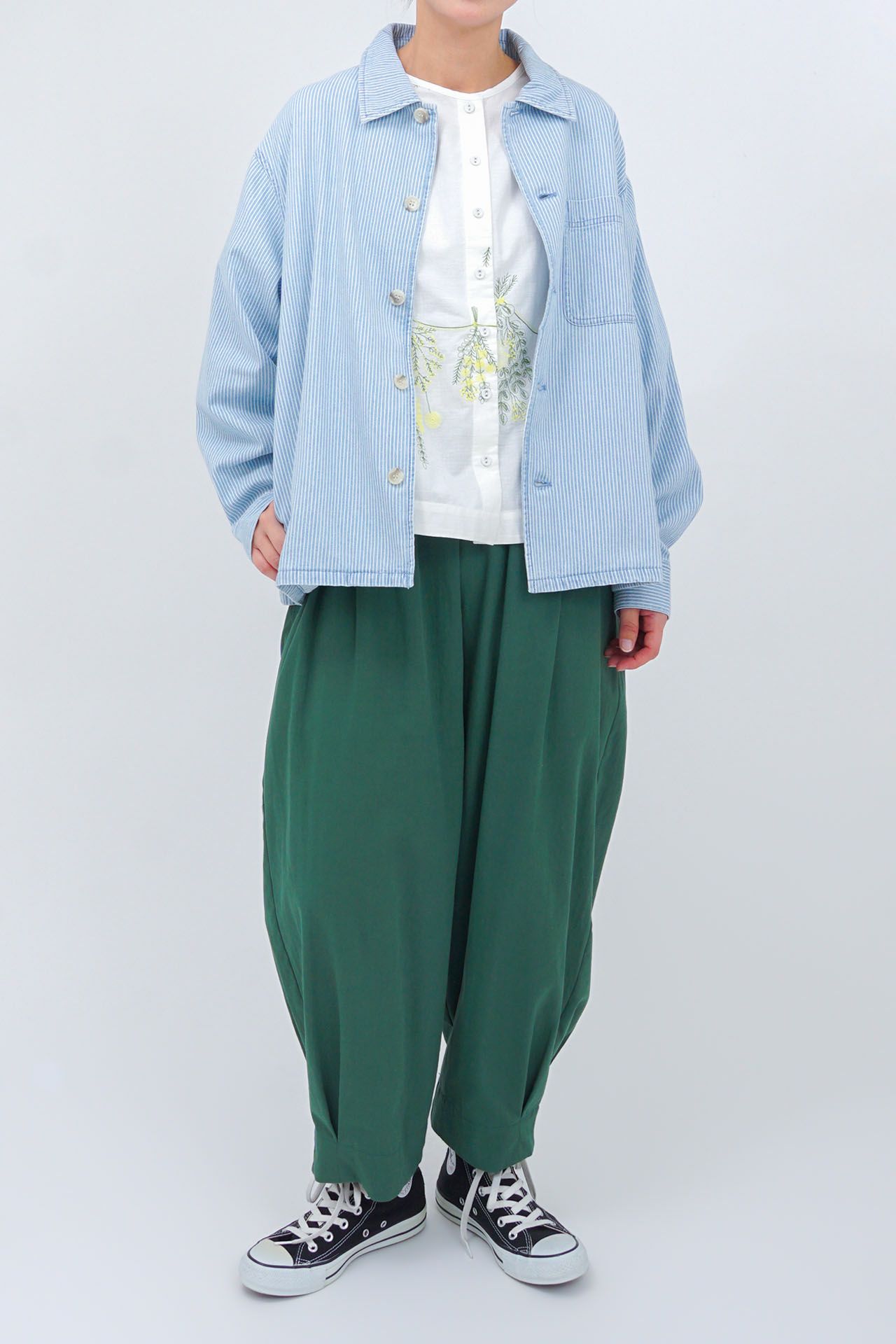 L.BLUE/model:168cm