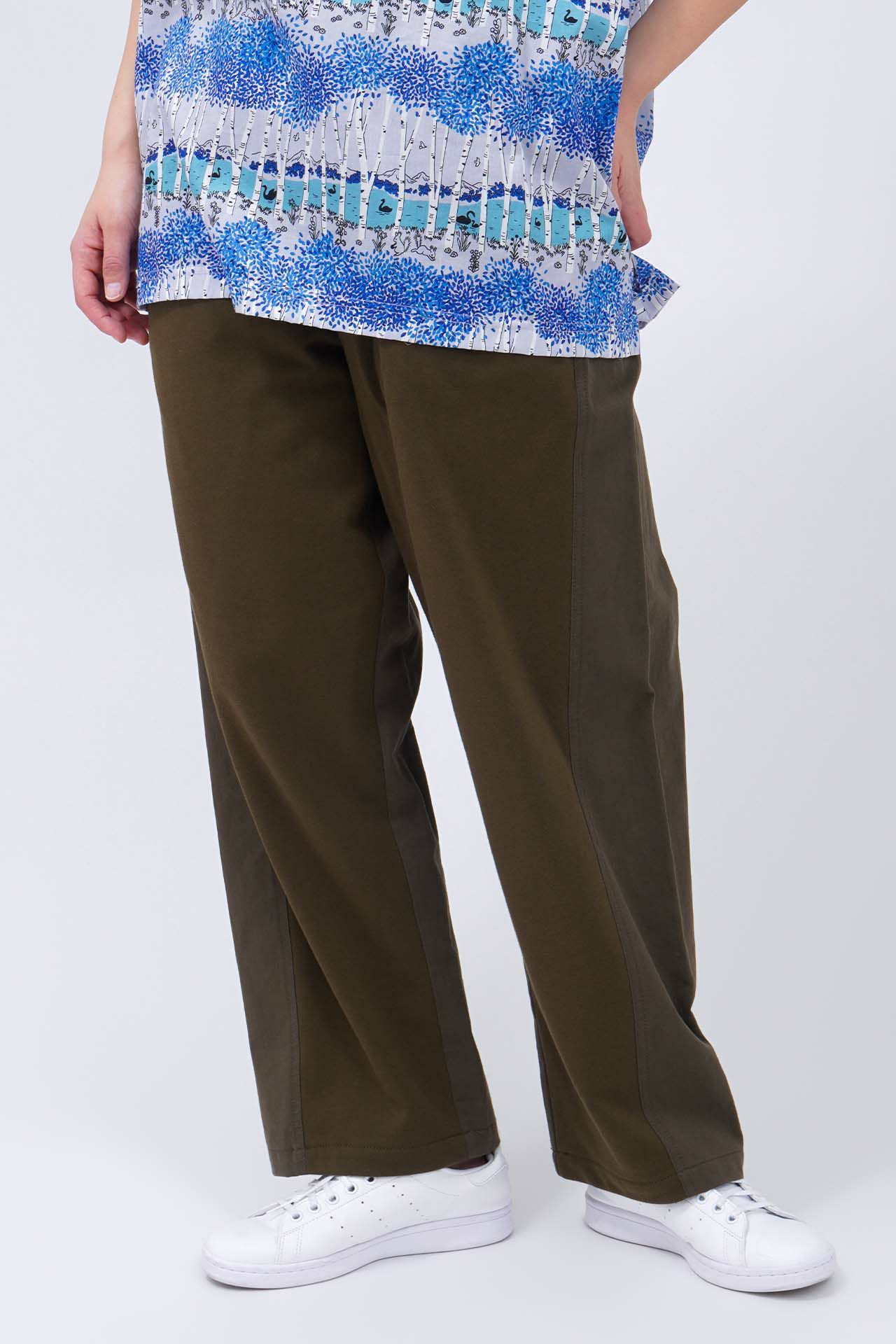 KHAKI
