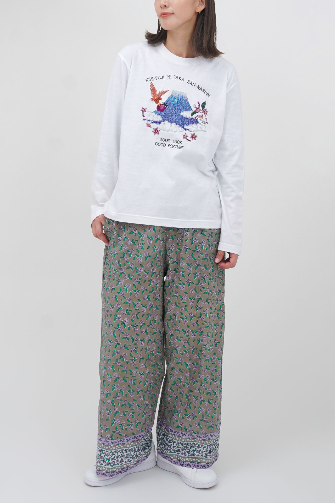 WHITE/model:168cm